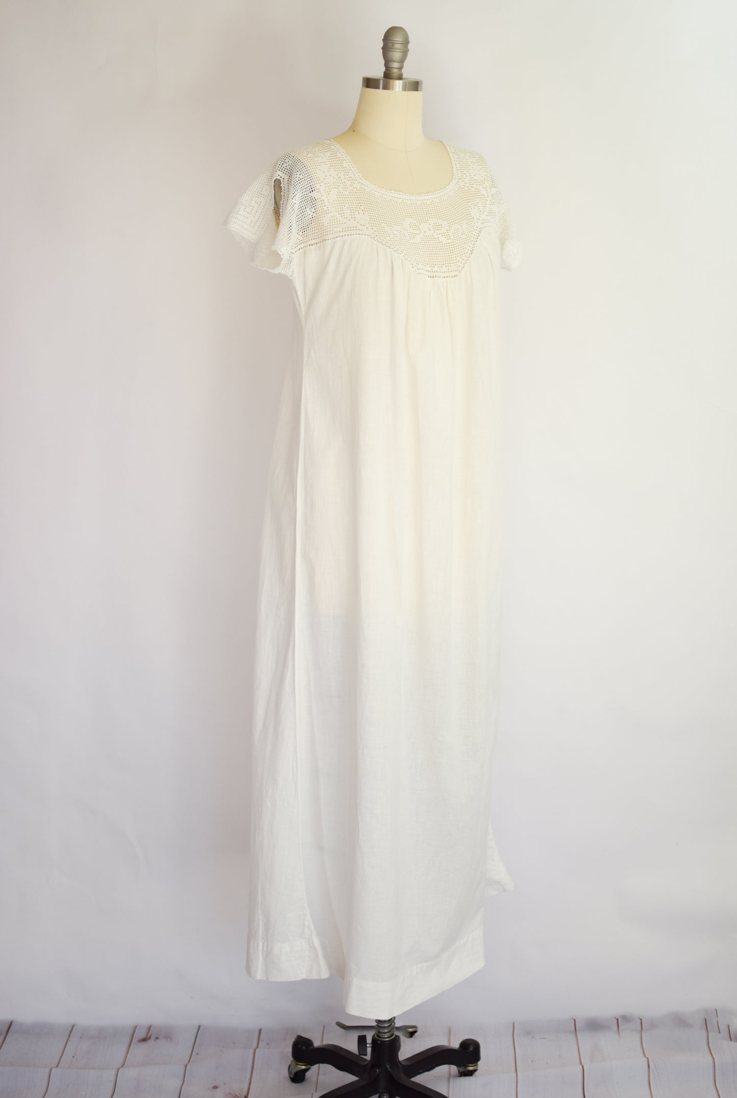 Antique Cotton Nightgown | S-M