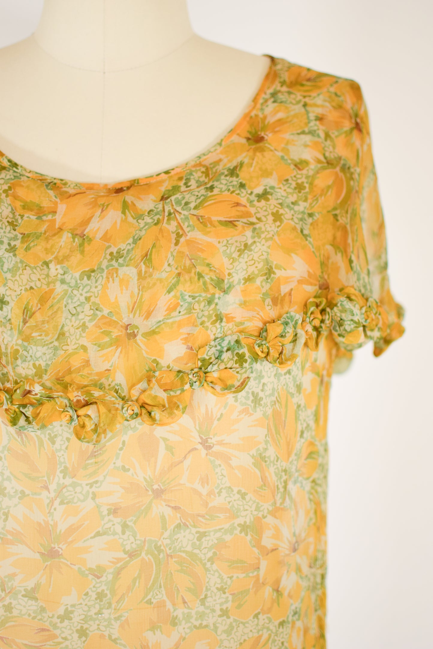 Antique 1920s/30s Tissue Silk Floral Gown | S/M
