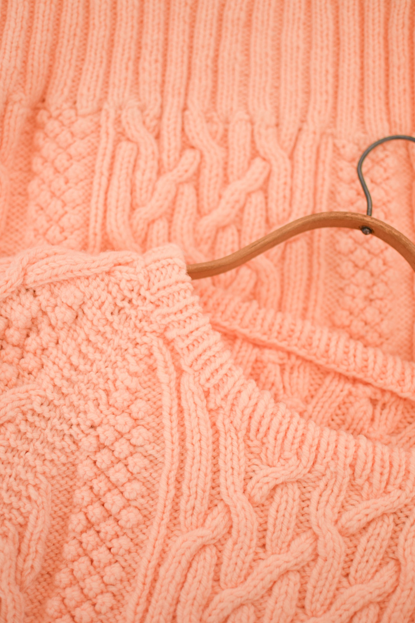 Vintage Peachy Cableknit Sweater | S/M/L