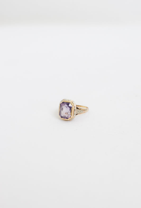 Vintage 1930s Art Deco 10kt Gold and Amethyst Ring | 5.75 US