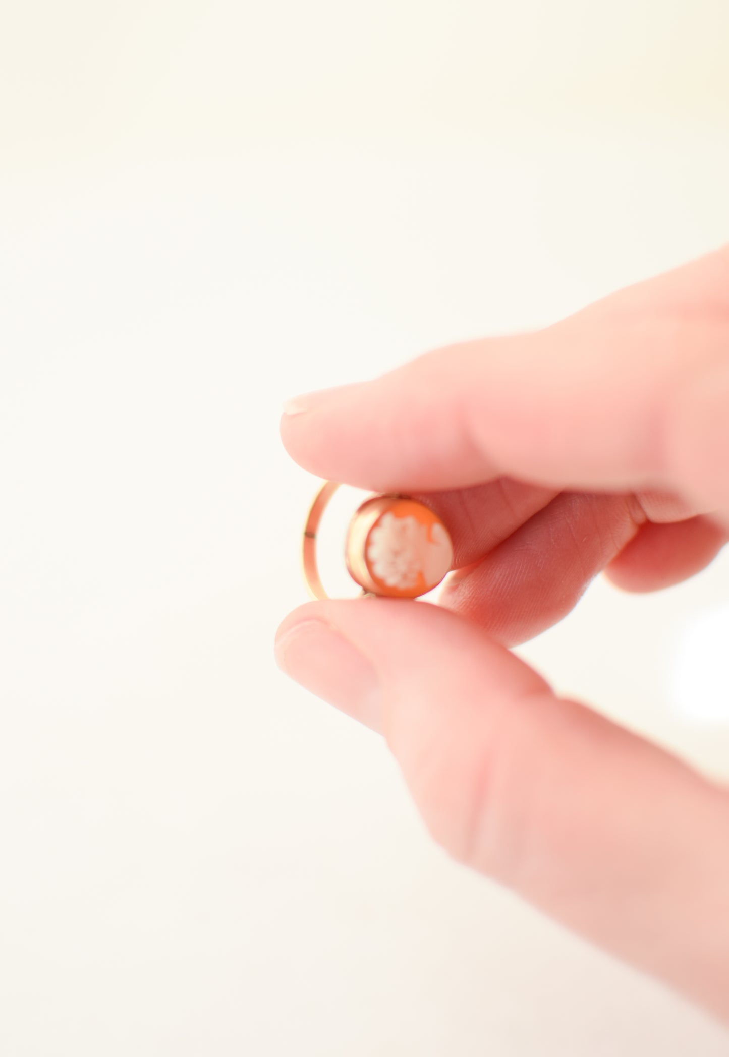 Antique Edwardian Era 14kt Gold Cameo Ring | US 4.25