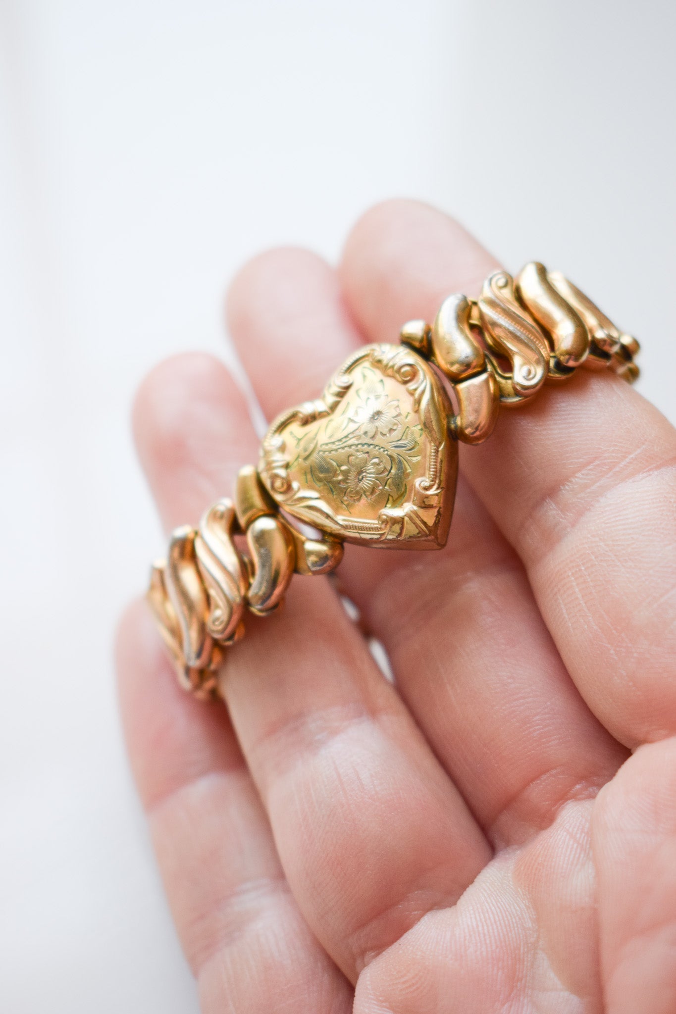 Vintage 1940s Sweetheart Bracelet