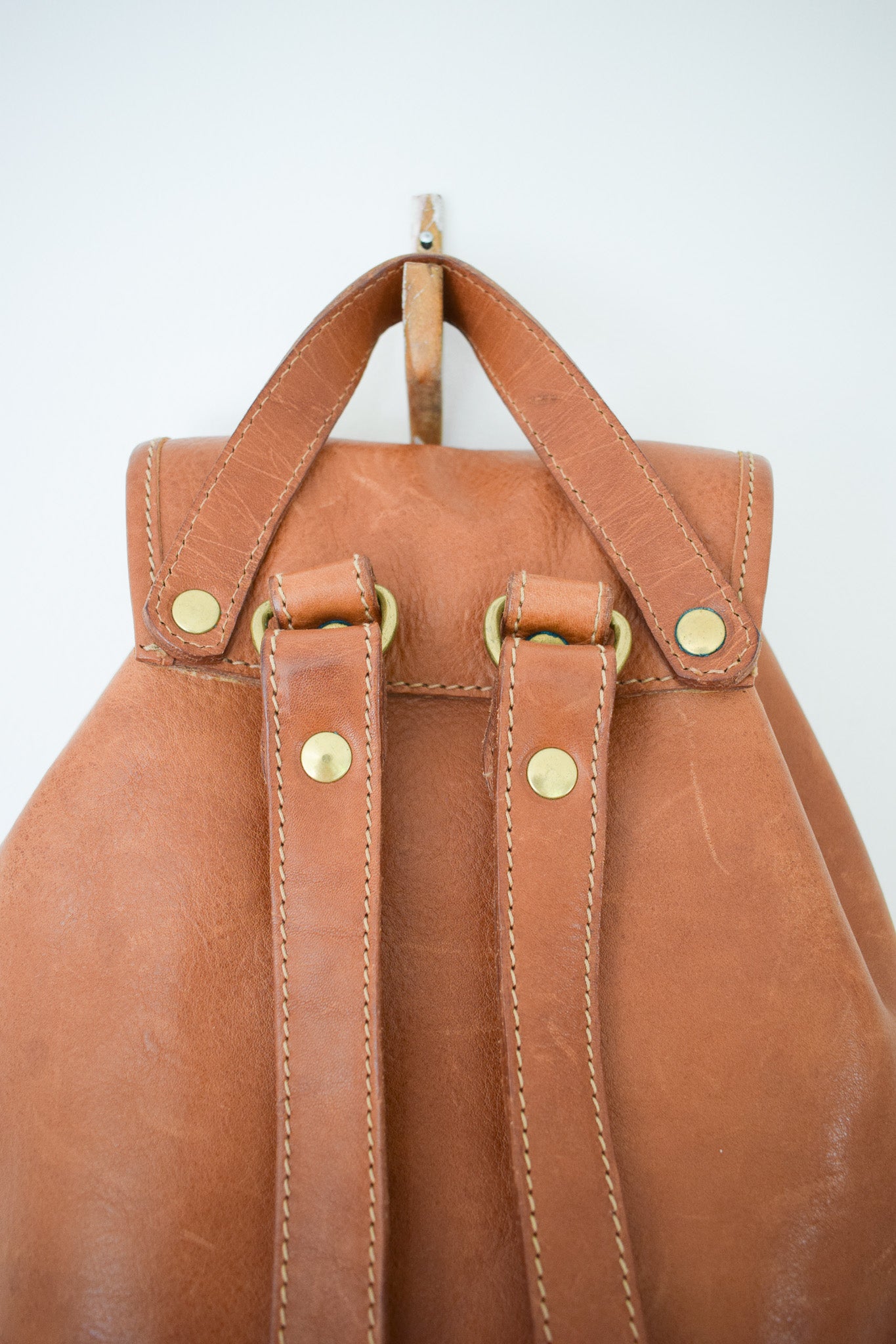 Vintage Camel Leather Backpack – fieldwork