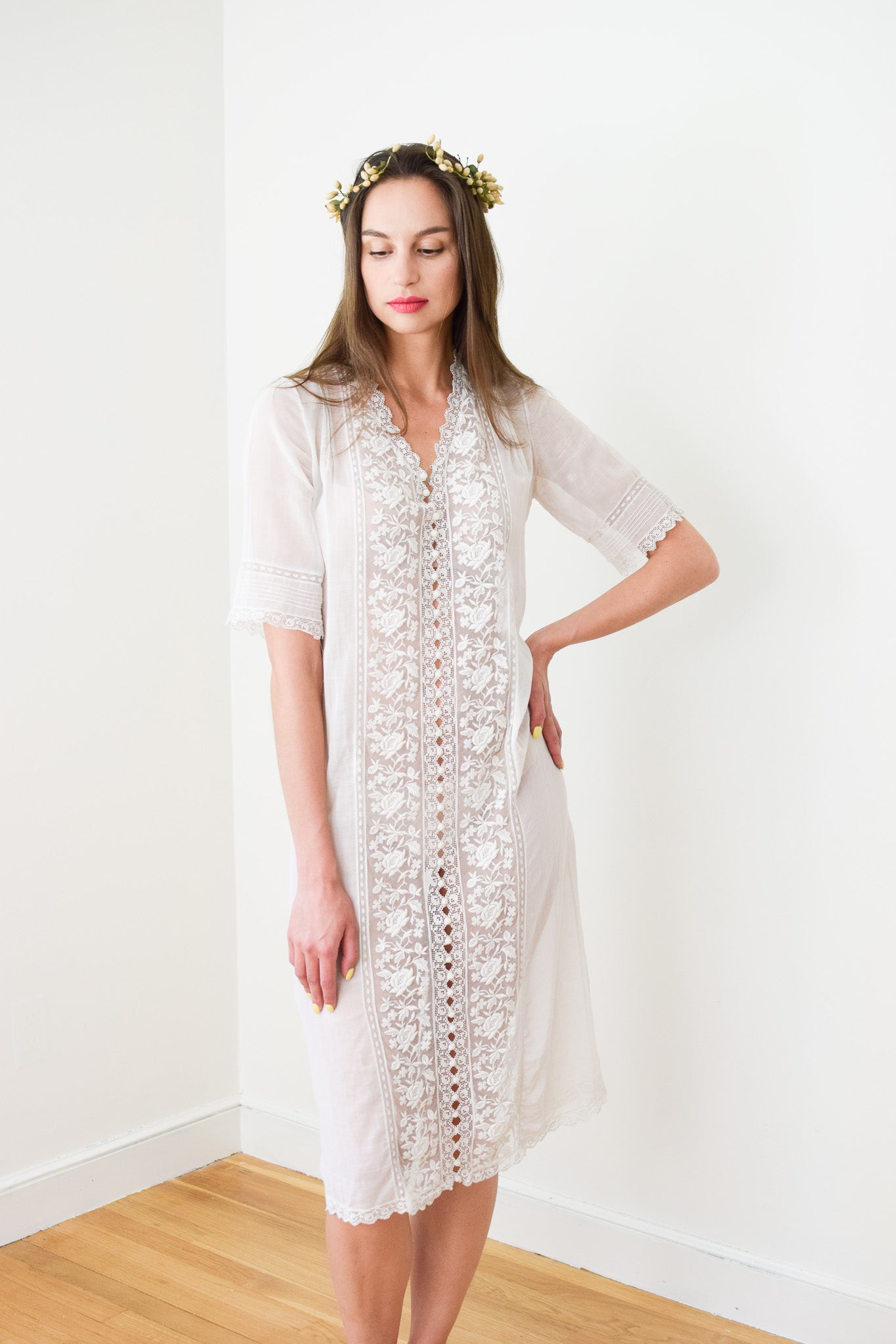 Antique 1920s Cotton and Lace Dress | XS