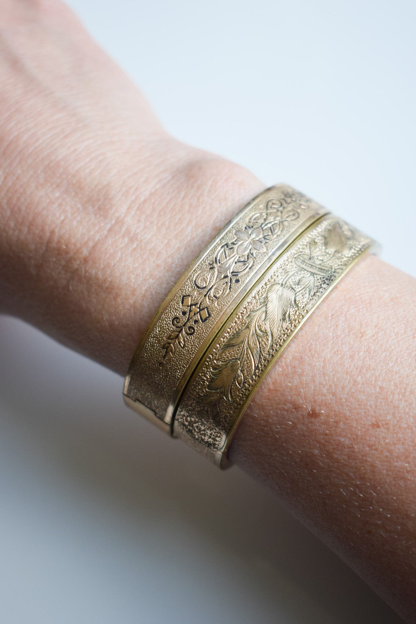 Victorian gold filled hot sale bangle bracelet