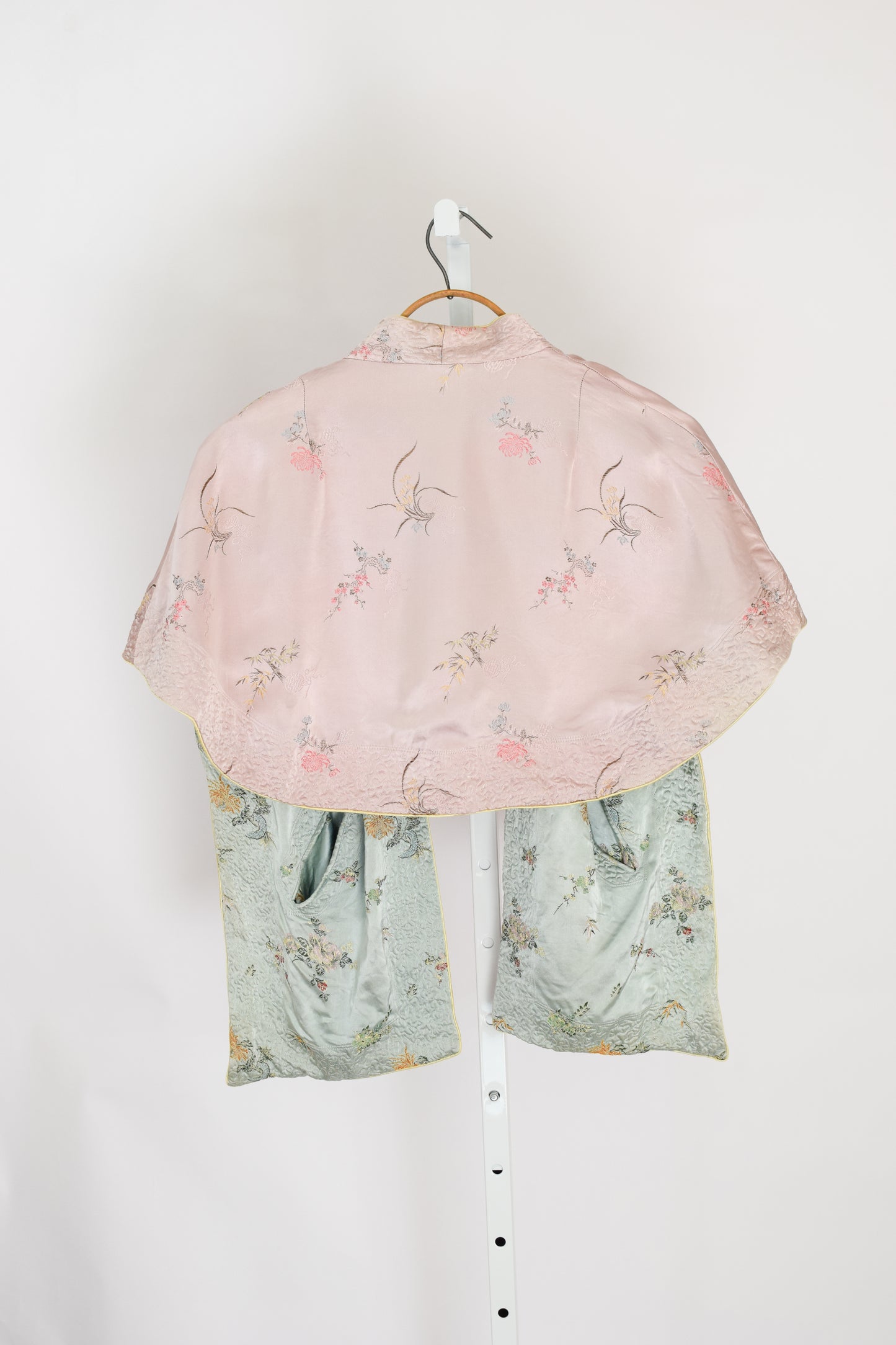 1950s Reversilbe Silk Capelet | Wrap