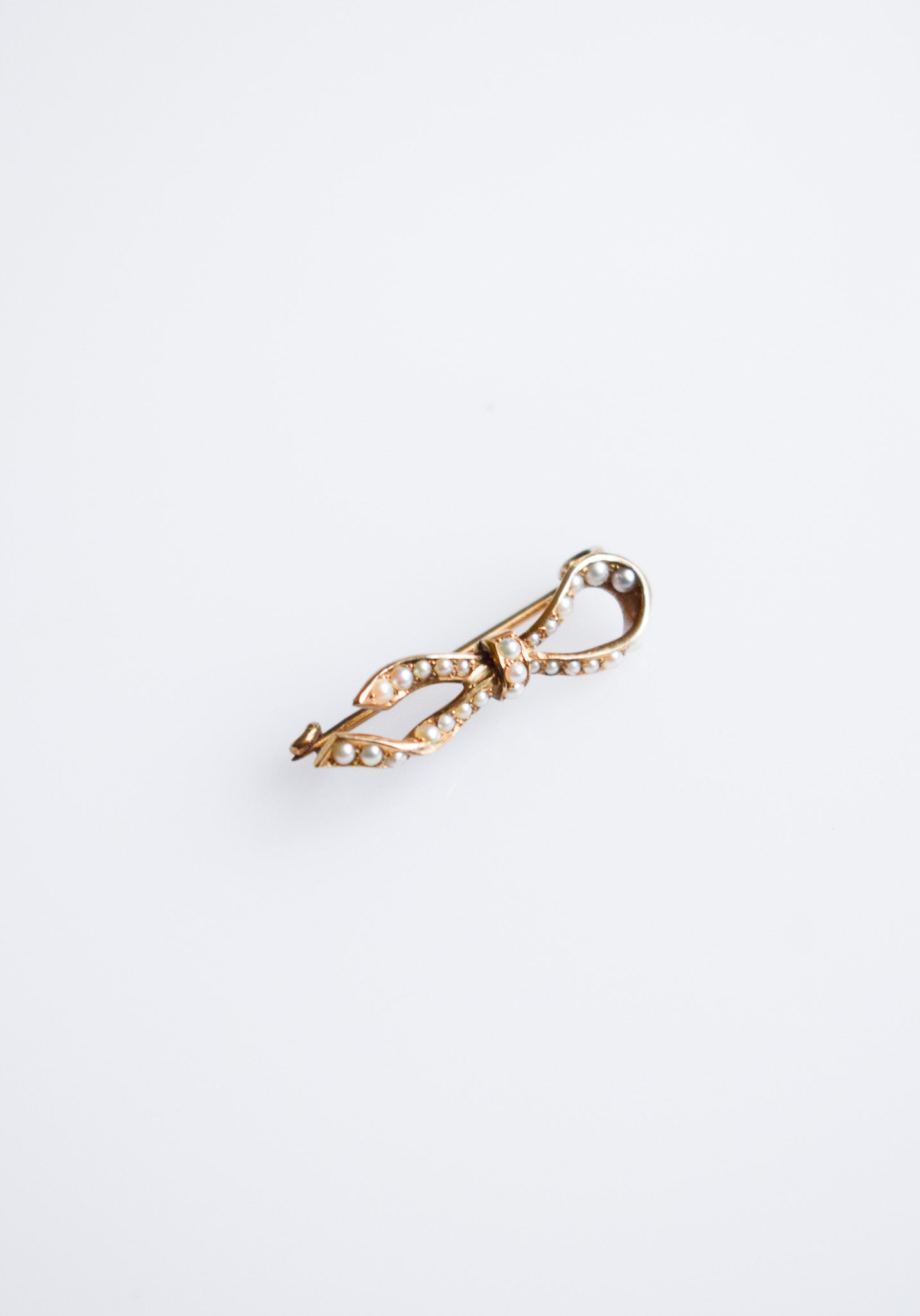Petite Antique Gold and Seed Pearl Remembrance Ribbon Pin