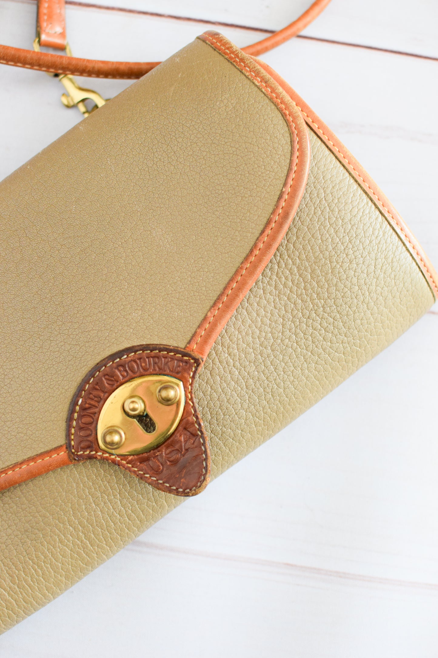 Vintage Dooney & Bourke Pebbled Leather Purse / Clutch