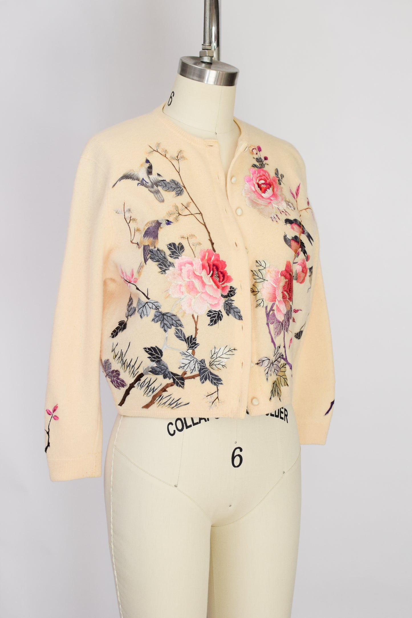 1950s/60s Embroidered Cashmere Cardigan | S