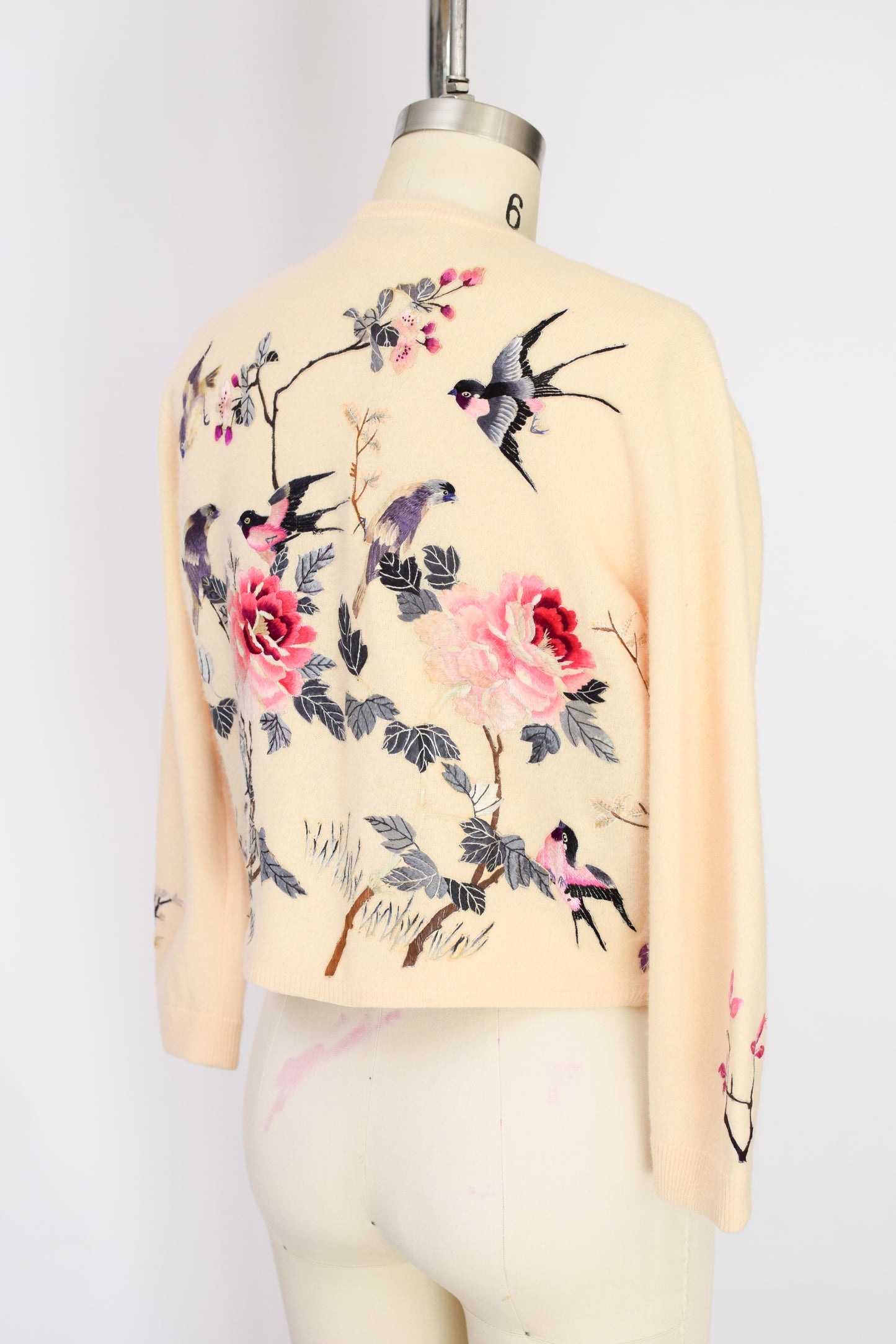 1950s/60s Embroidered Cashmere Cardigan | S