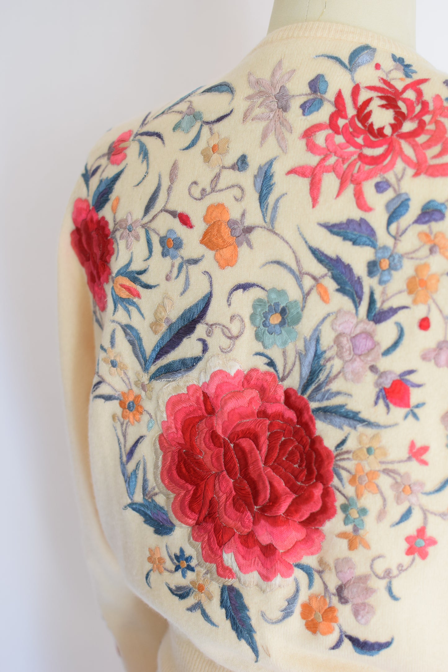 50s Embroidered Cashmere Cardigan by Malouf | S