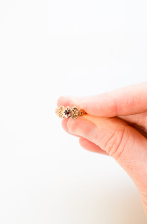 Antique Victorian 9kt Gold and Garnet "Gypsy" Ring | Sz. 5.75