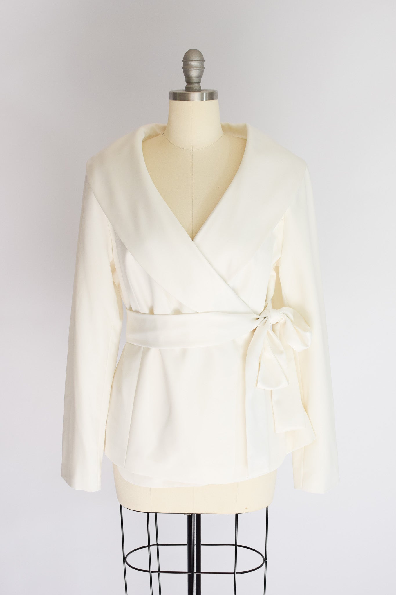 1990s Cream Wide-Collar Wrap Jacket | L