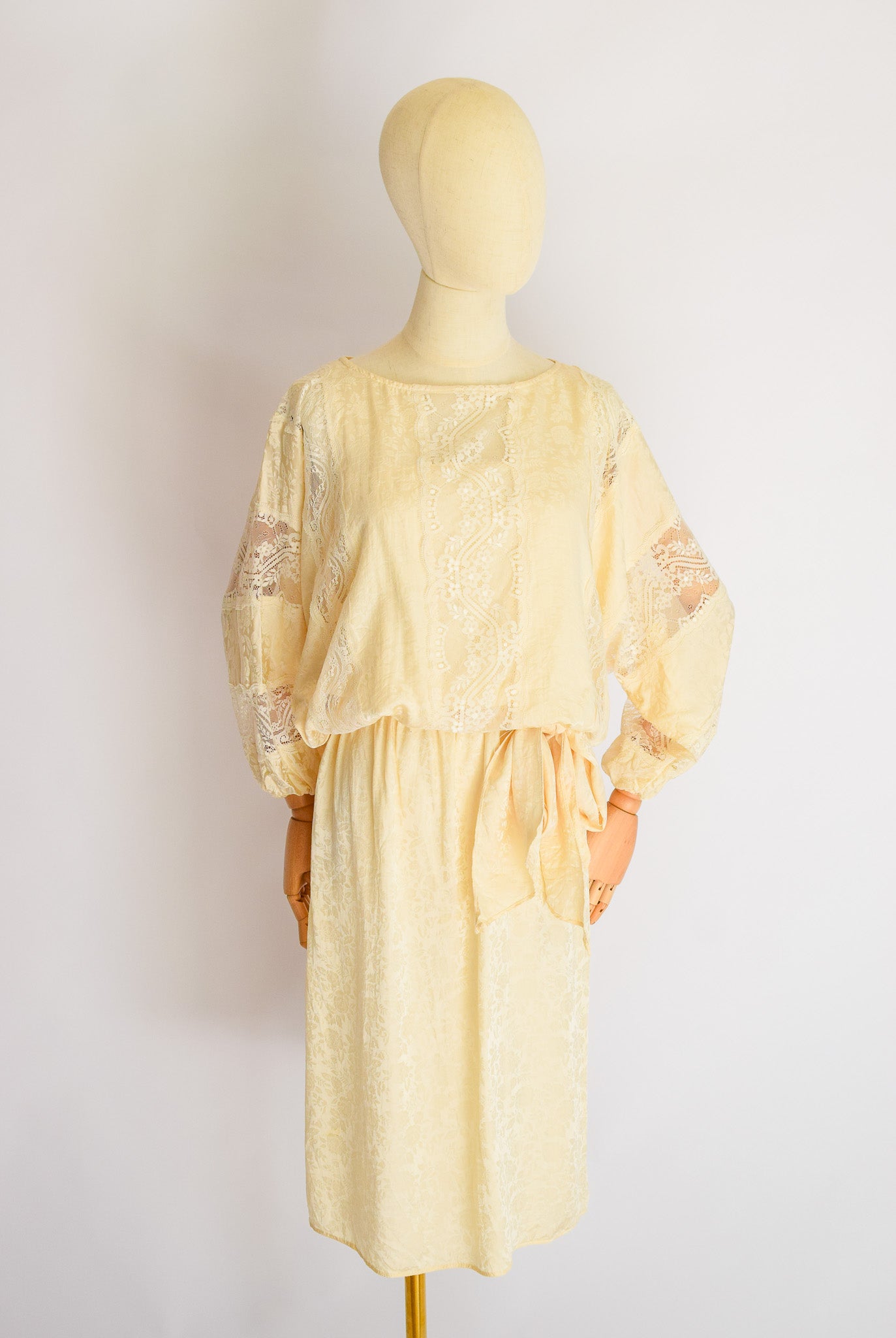 1980s Silk and Lace Dress | XS