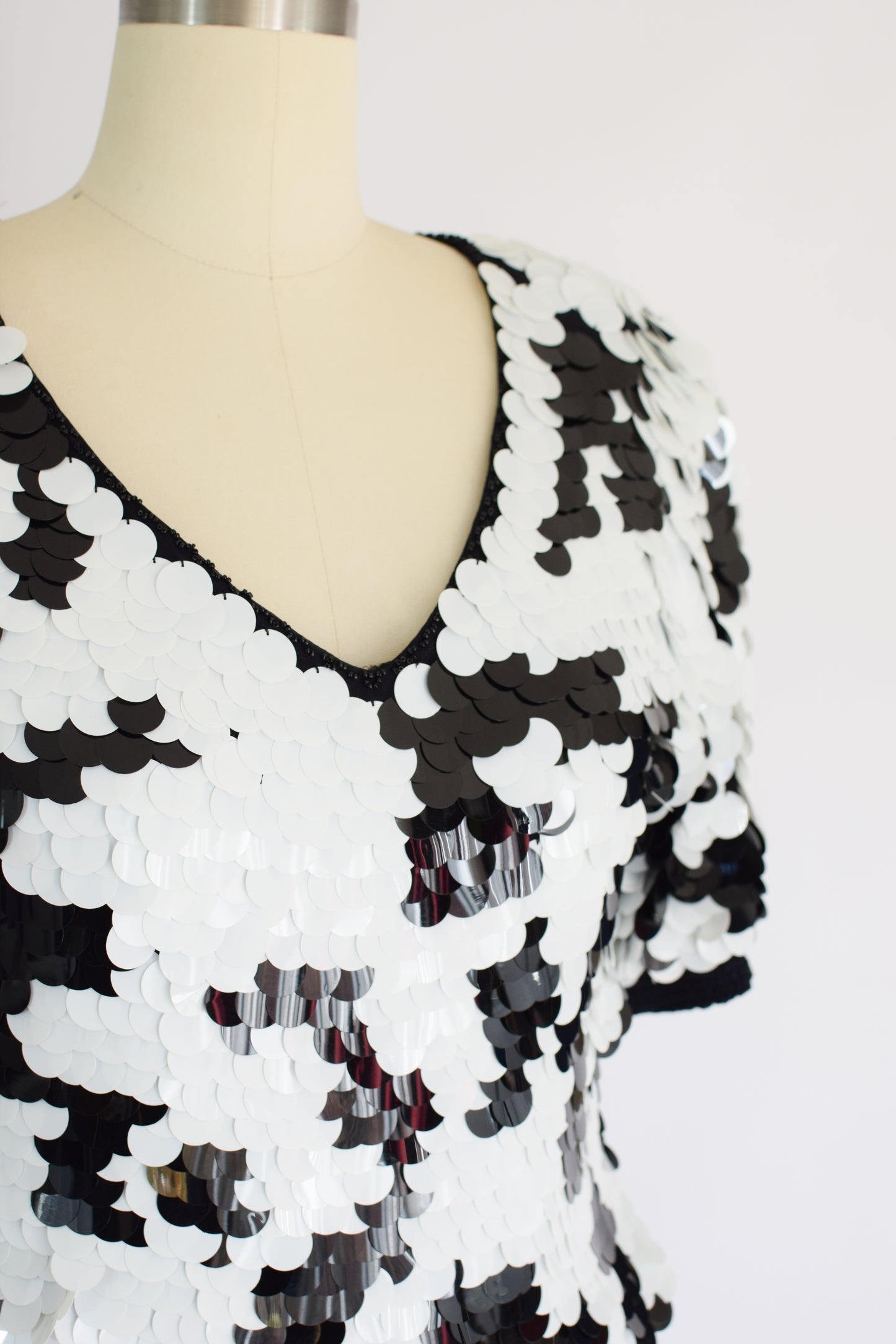 Vintage Black and White Paillettes Sequin Top | M