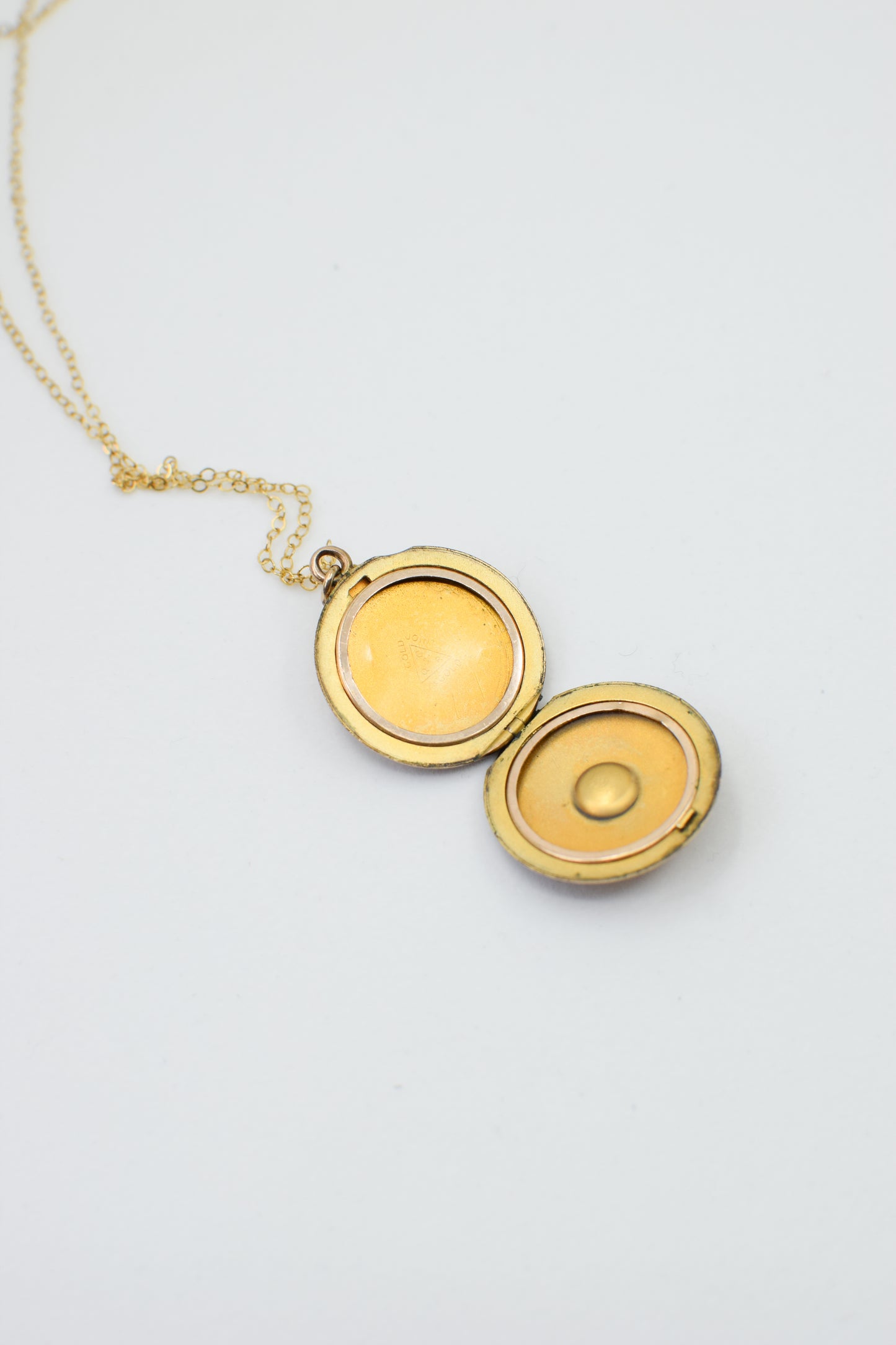 Victorian 1/4 Gold Round Locket | Initials H and AFM