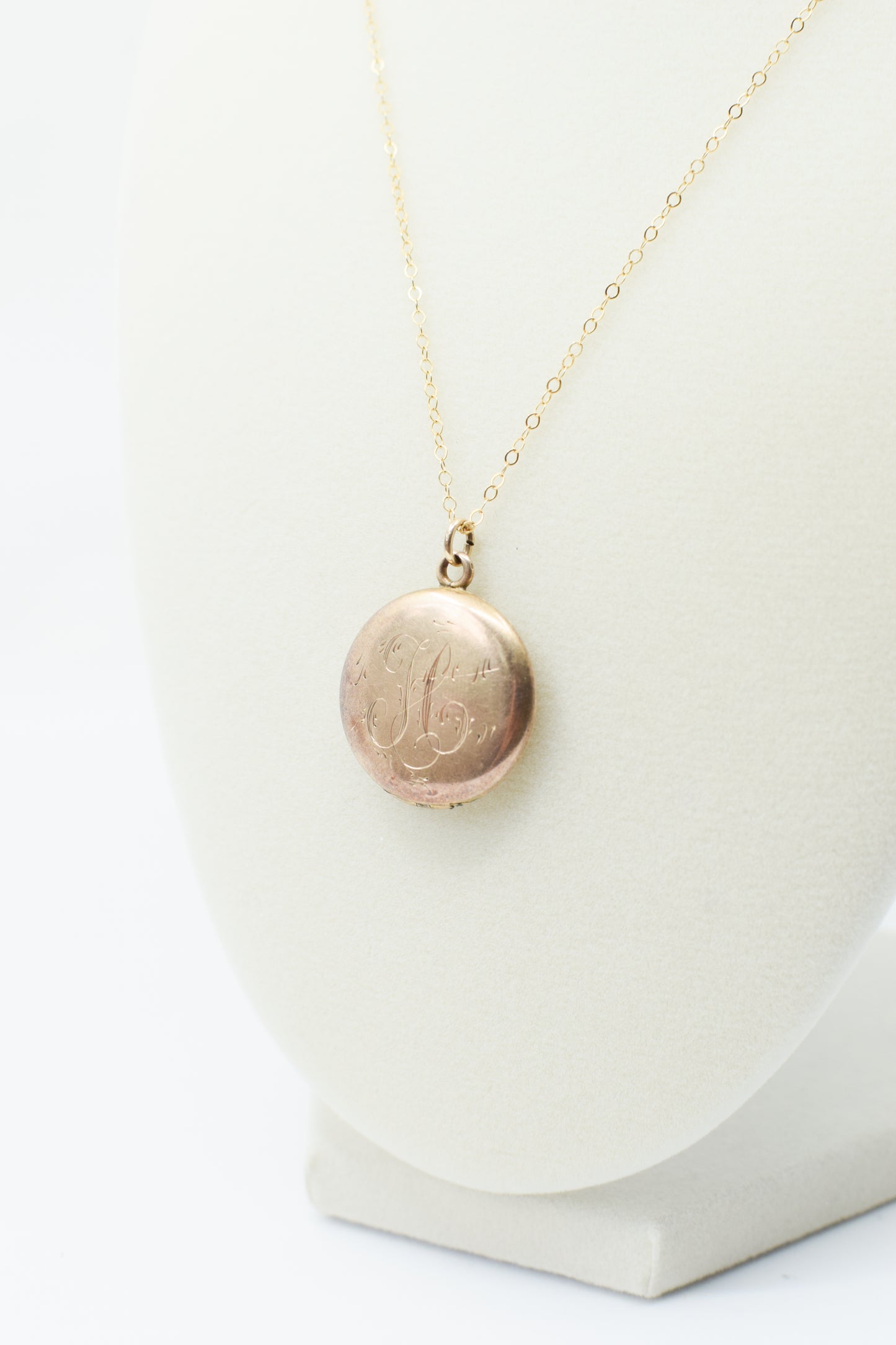 Victorian 1/4 Gold Round Locket | Initials H and AFM