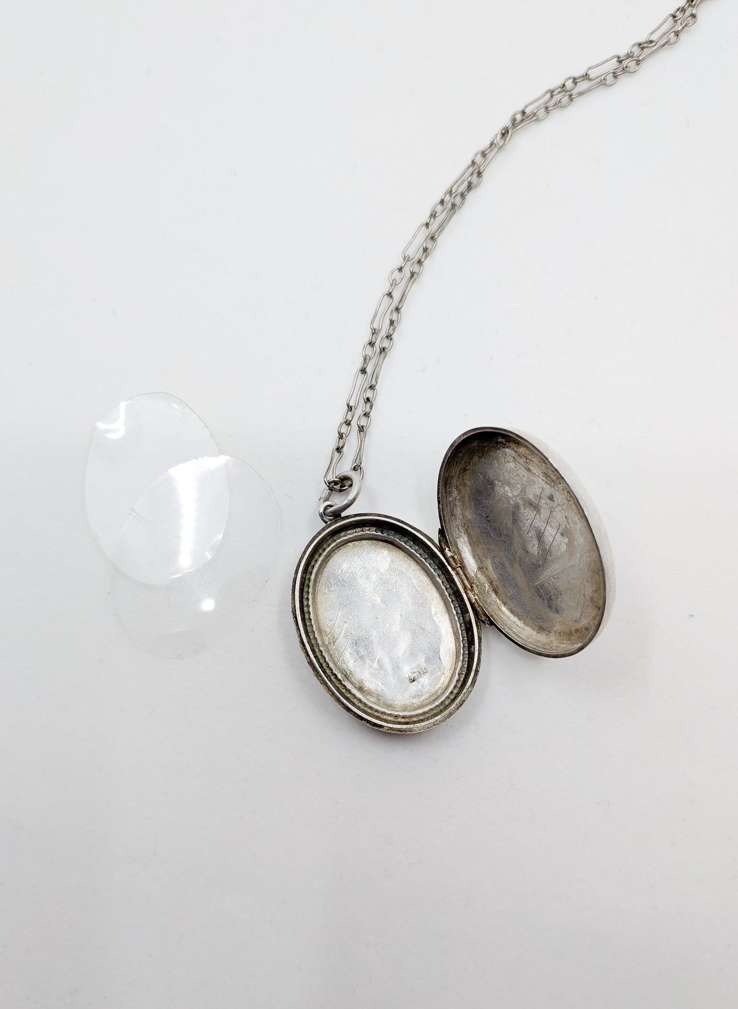 Antique Victorian Silver Leaf-Etched Locket