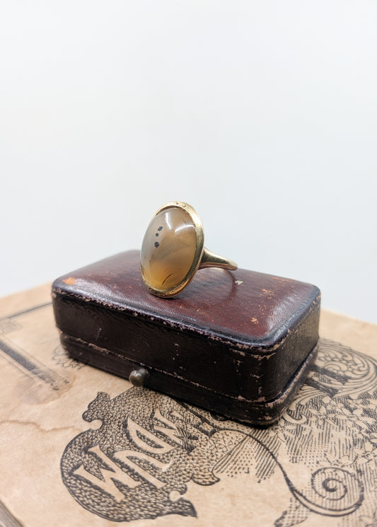 Antique 14kt Gold and Agate Dress Ring | US 6