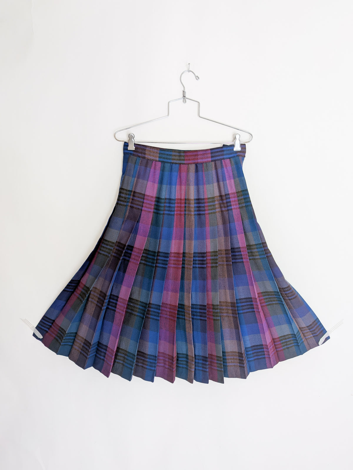 1980s Mary Ann Restivo Plaid Wool Skirt | S/M