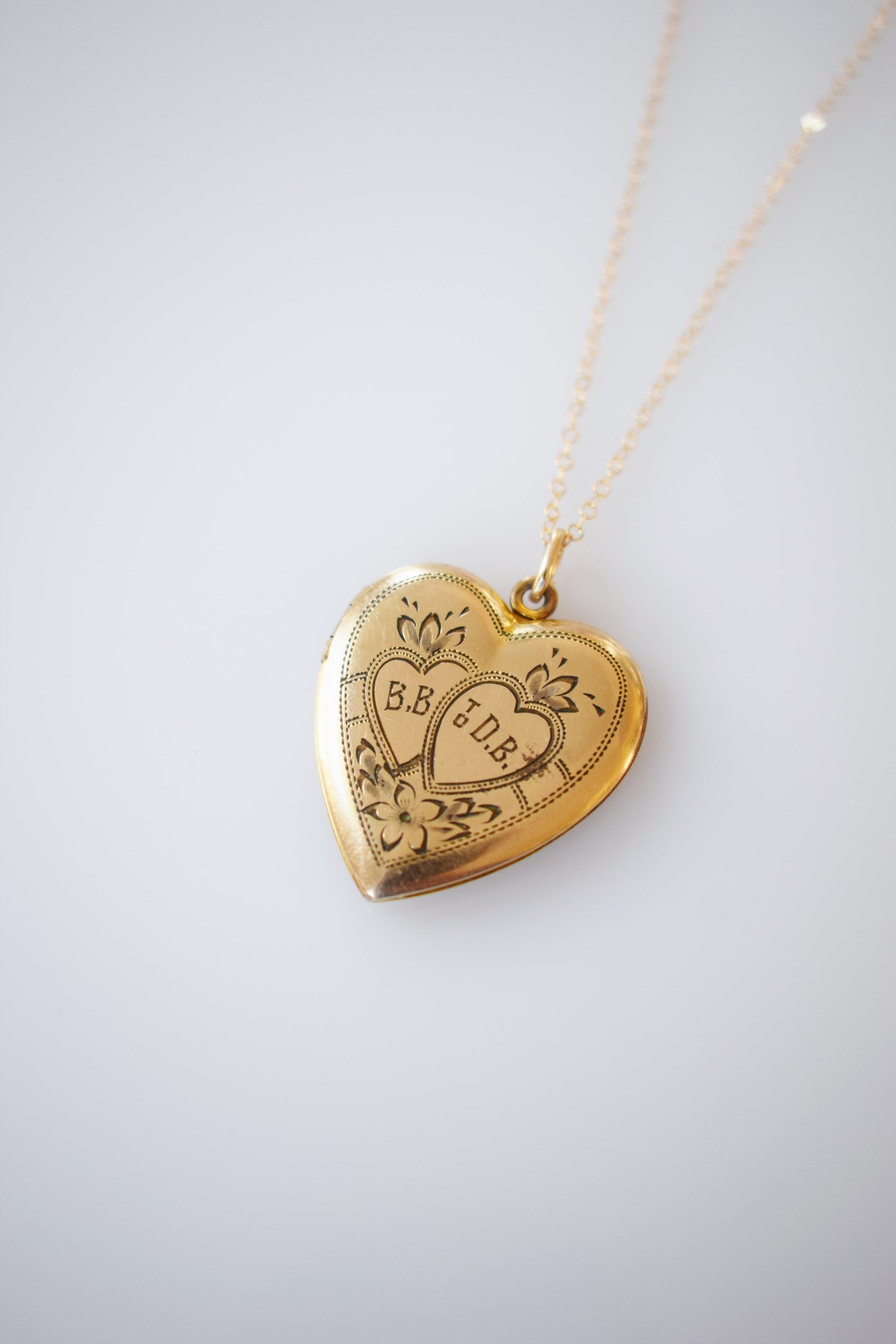 1940s Gold Filled Heart Locket | BB to DB