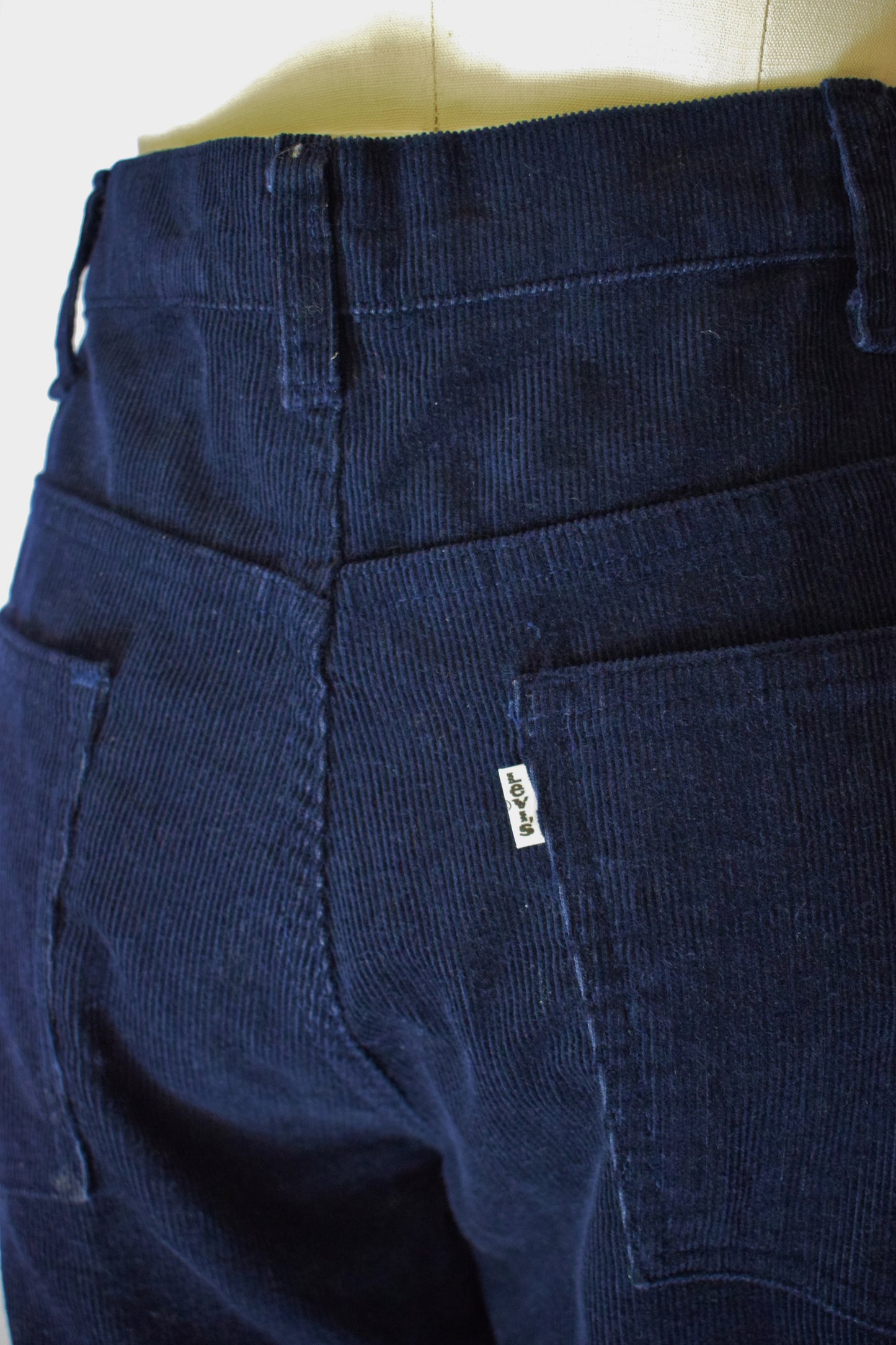 Vintage Levi's Deep Blue Bootcut Cords | 32" waist