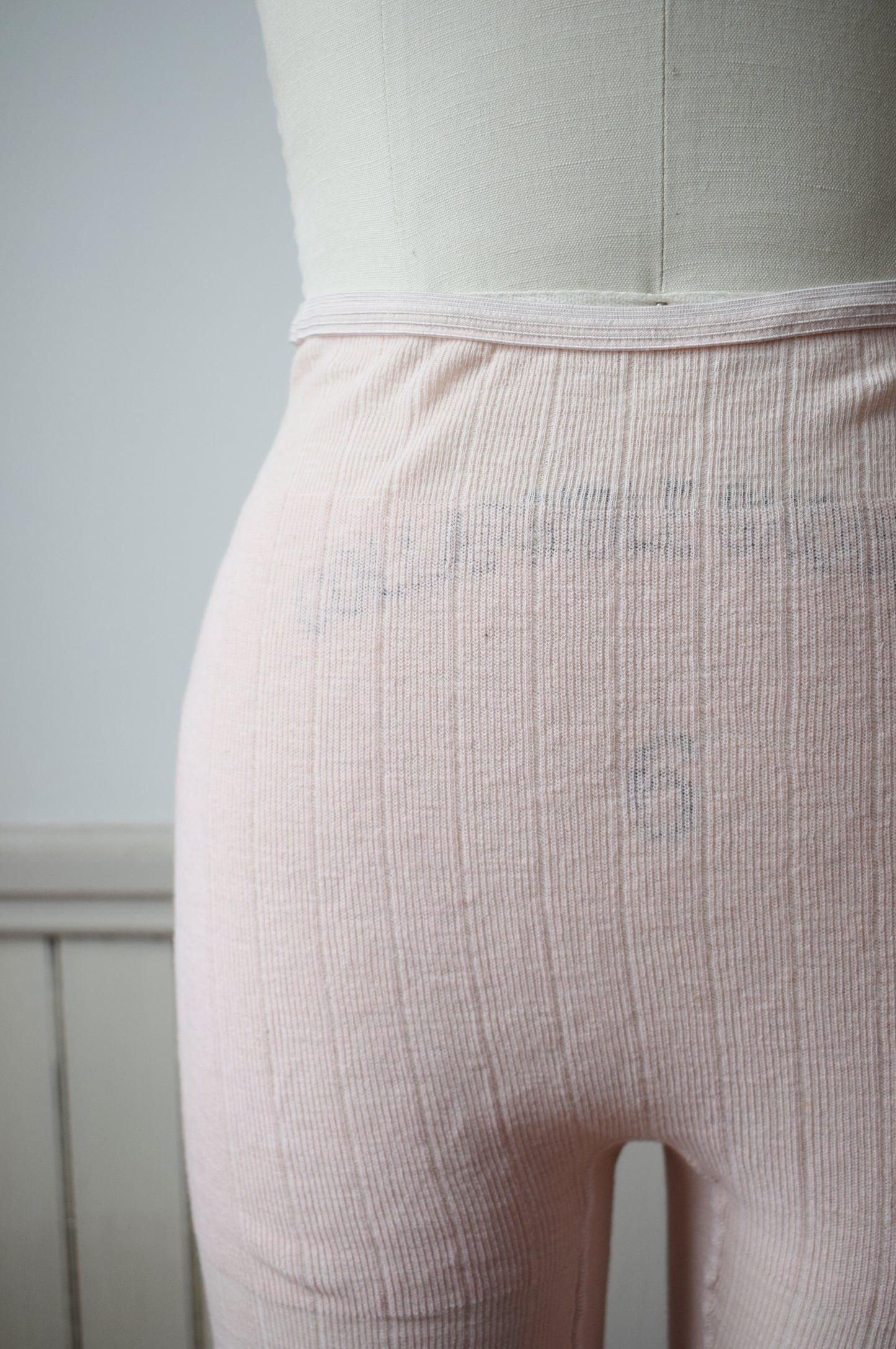 1940s Pink Knit Shorts | XS-S