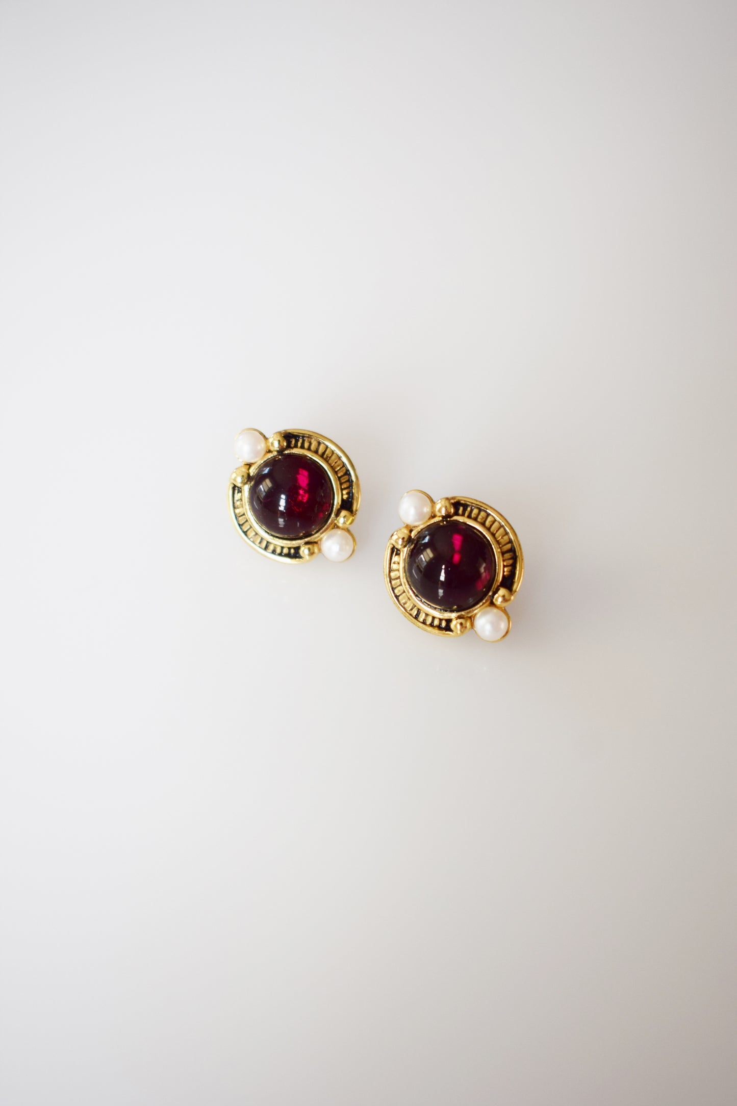90s Gripoix-Style Ruby Red and Pearl Studs by Napier