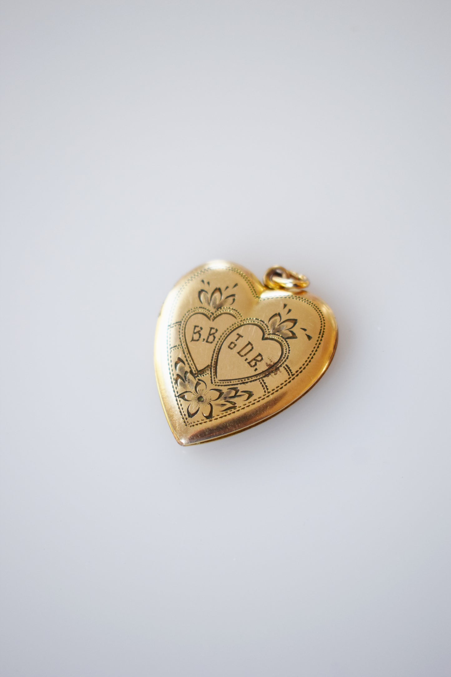 1940s Gold Filled Heart Locket | BB to DB