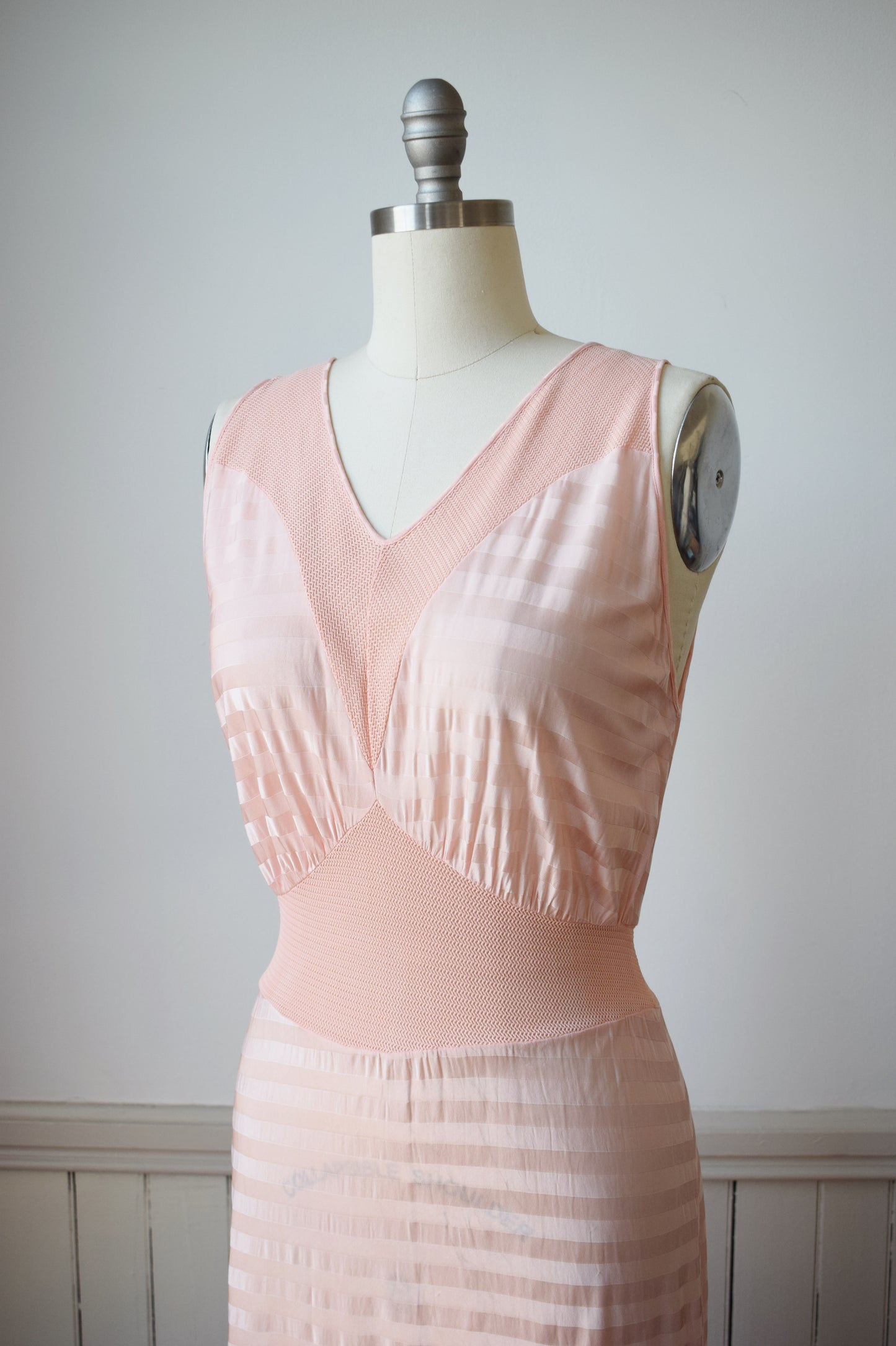 1940s Rayon Jersey Nightgown Dress | M/L
