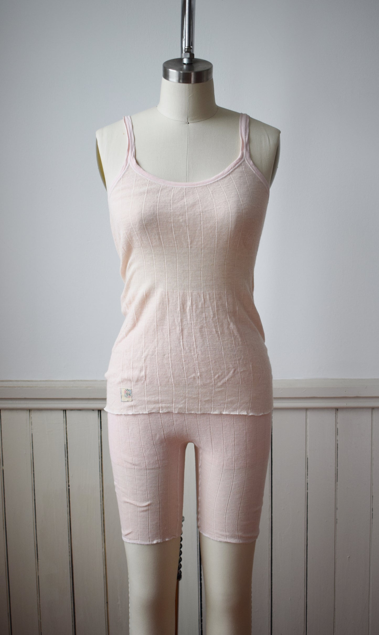 1940s Pink Knit Shorts | XS-S