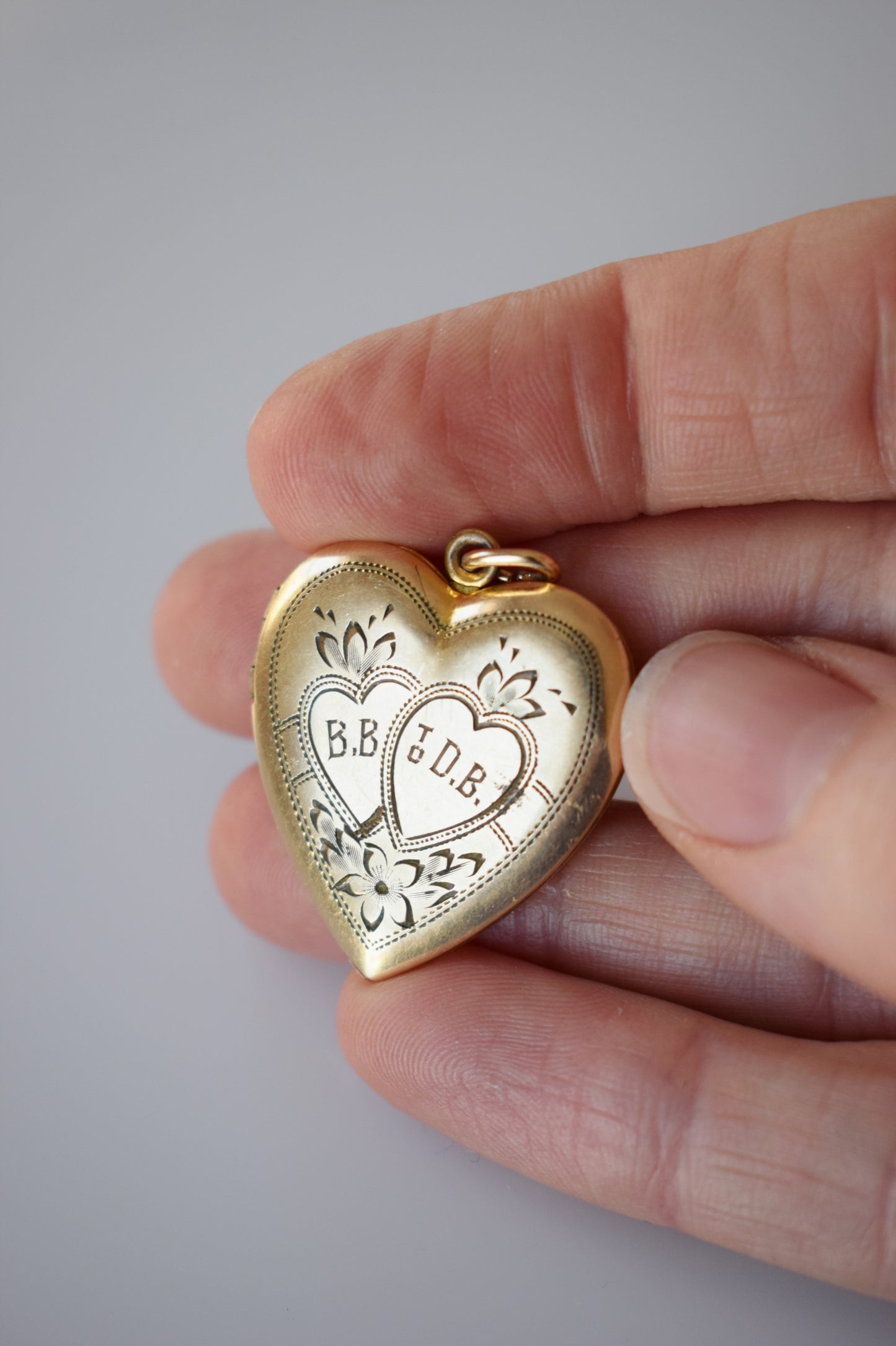 1940s Gold Filled Heart Locket | BB to DB