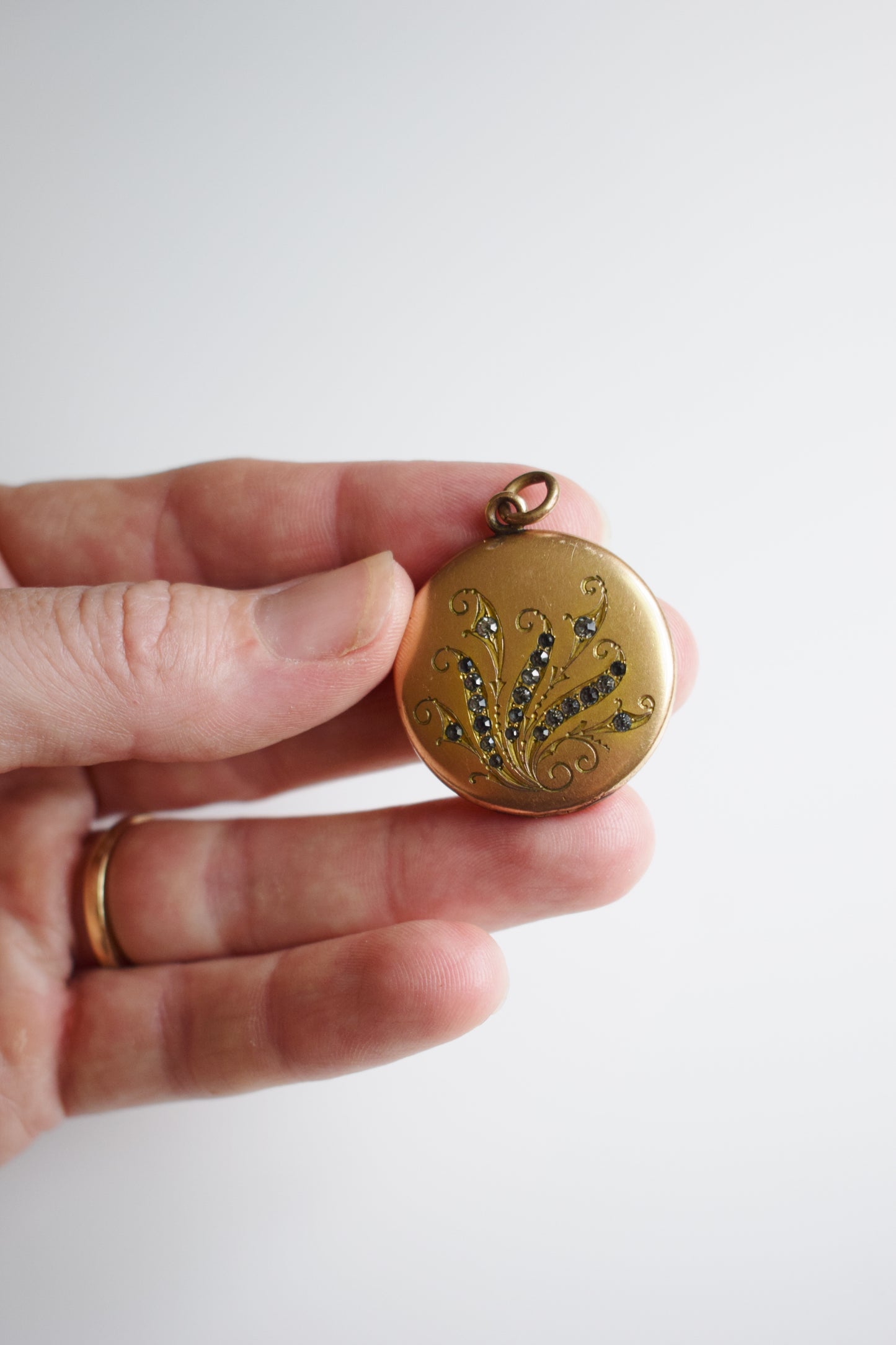 Antique Gold Locket with Art Nouveau Rhinestone Design