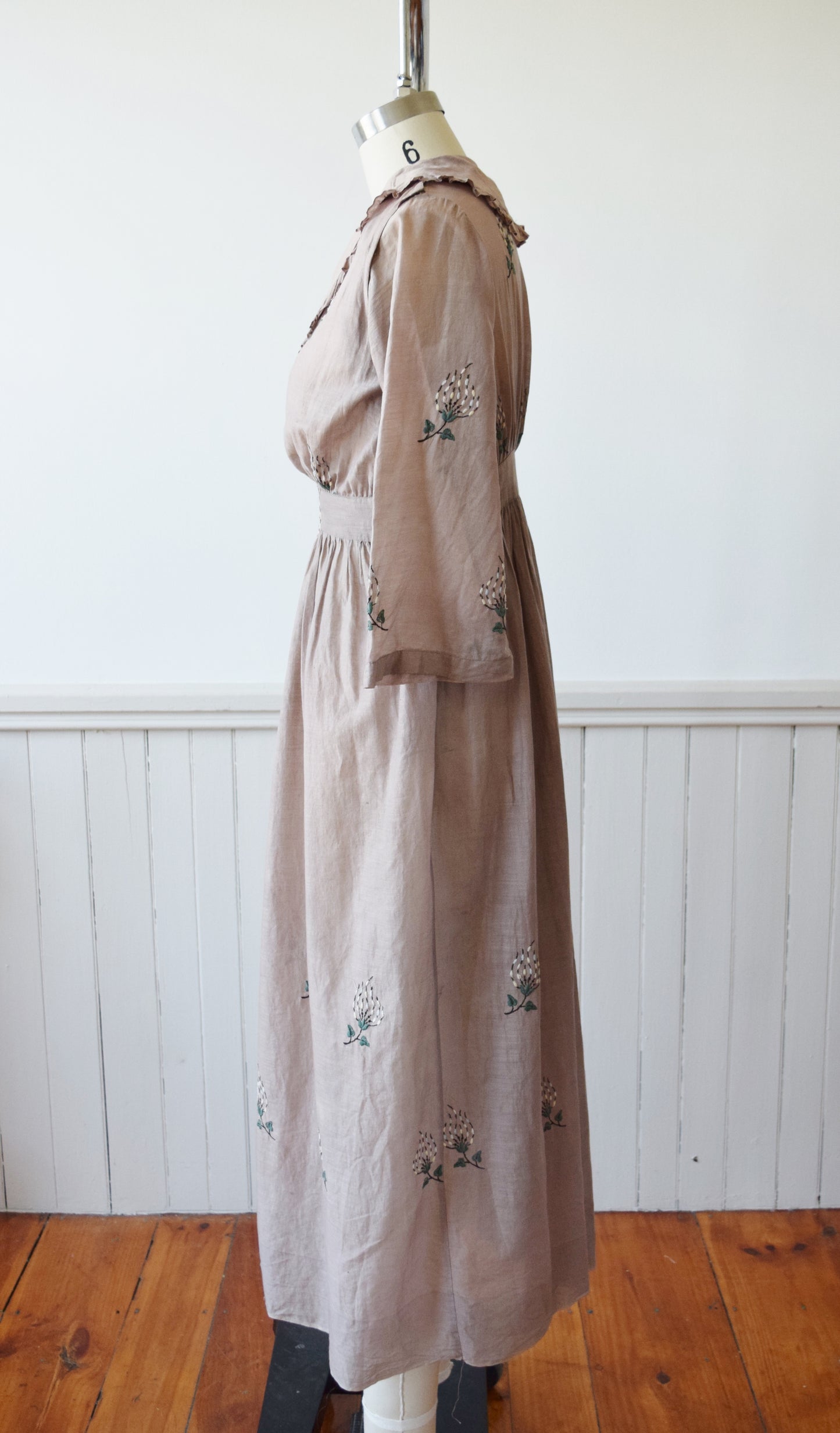 Antique Dove Grey Embroidered Dress | C. 1910 | XS/P