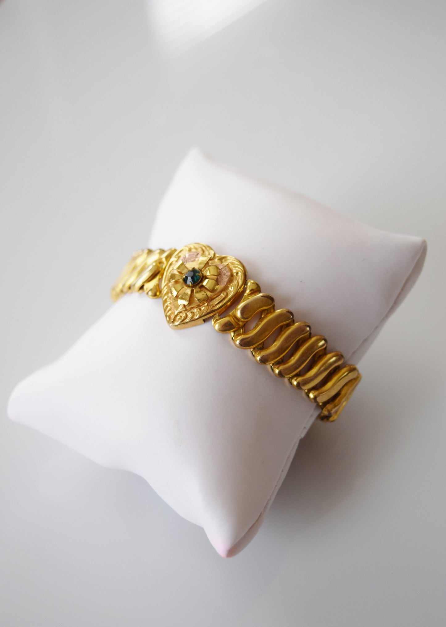 Vintage Sweetheart Bracelet with Green Gem