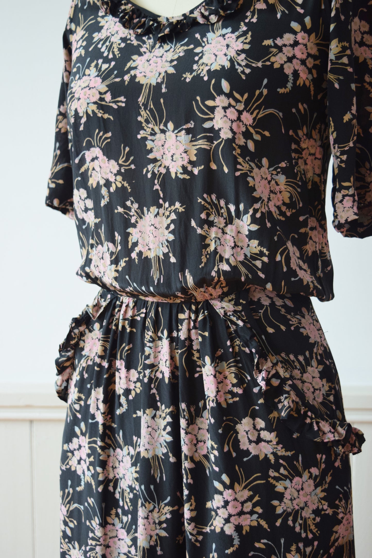 1970s/1980s Gina Fratini Dark Floral Silk Dress | S