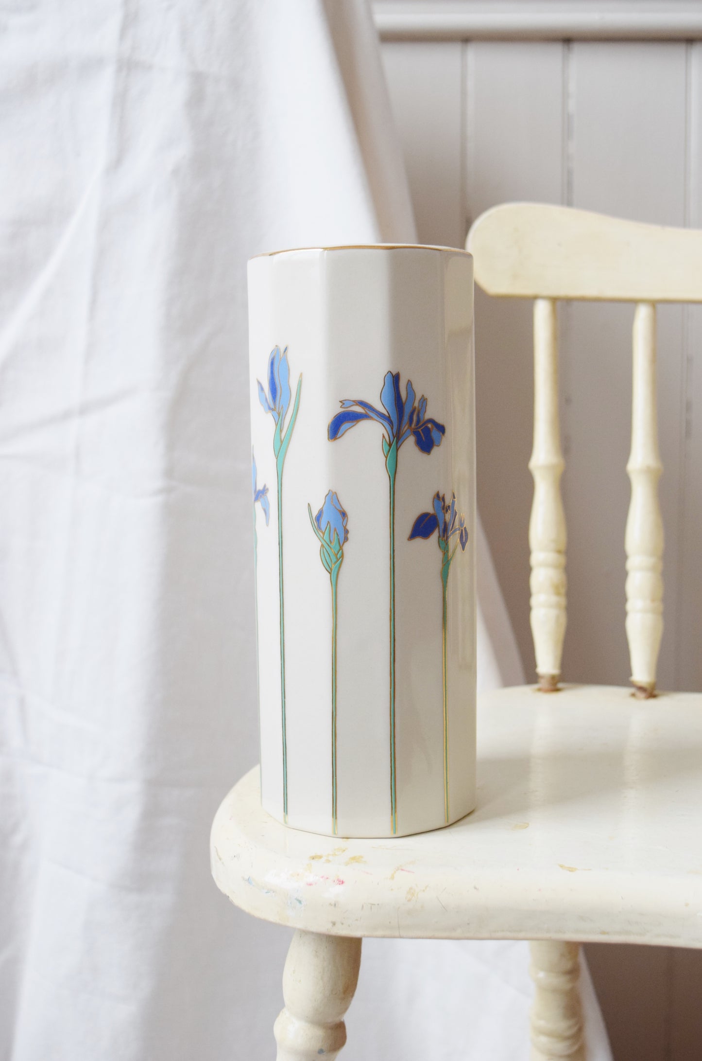Vintage Otagiri Iris Vase