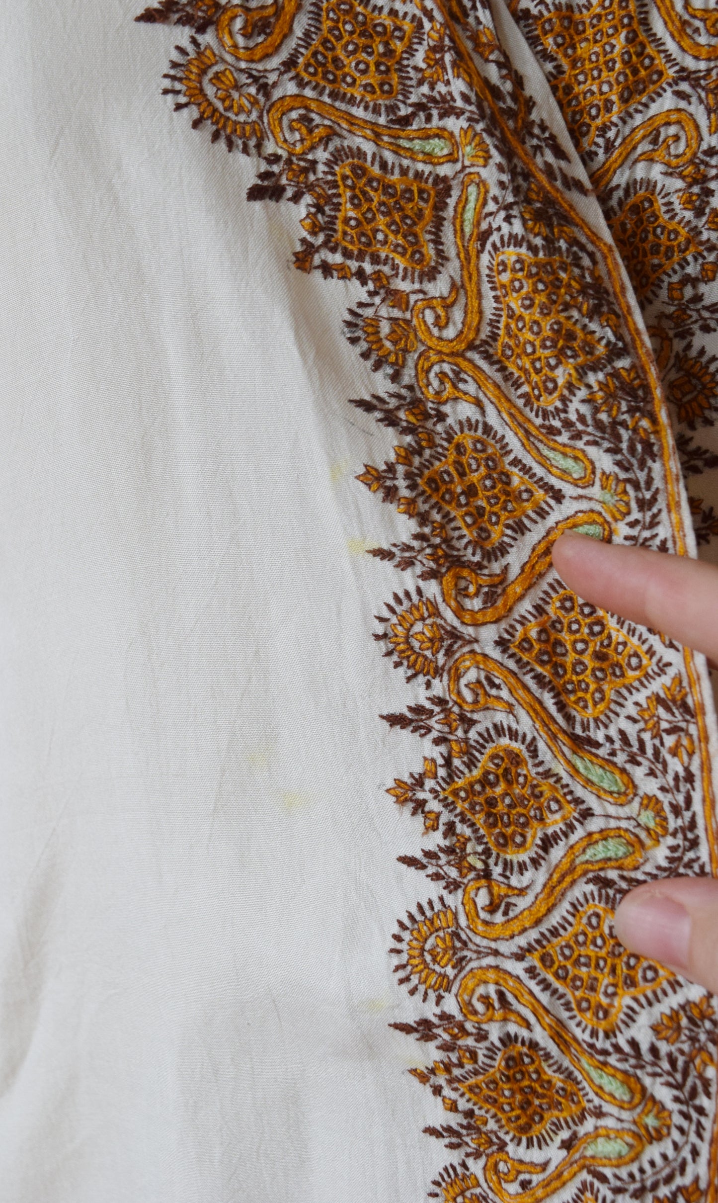 Mid-Century Kashmiri Embroidered Pongee Silk Robe | Wrapper