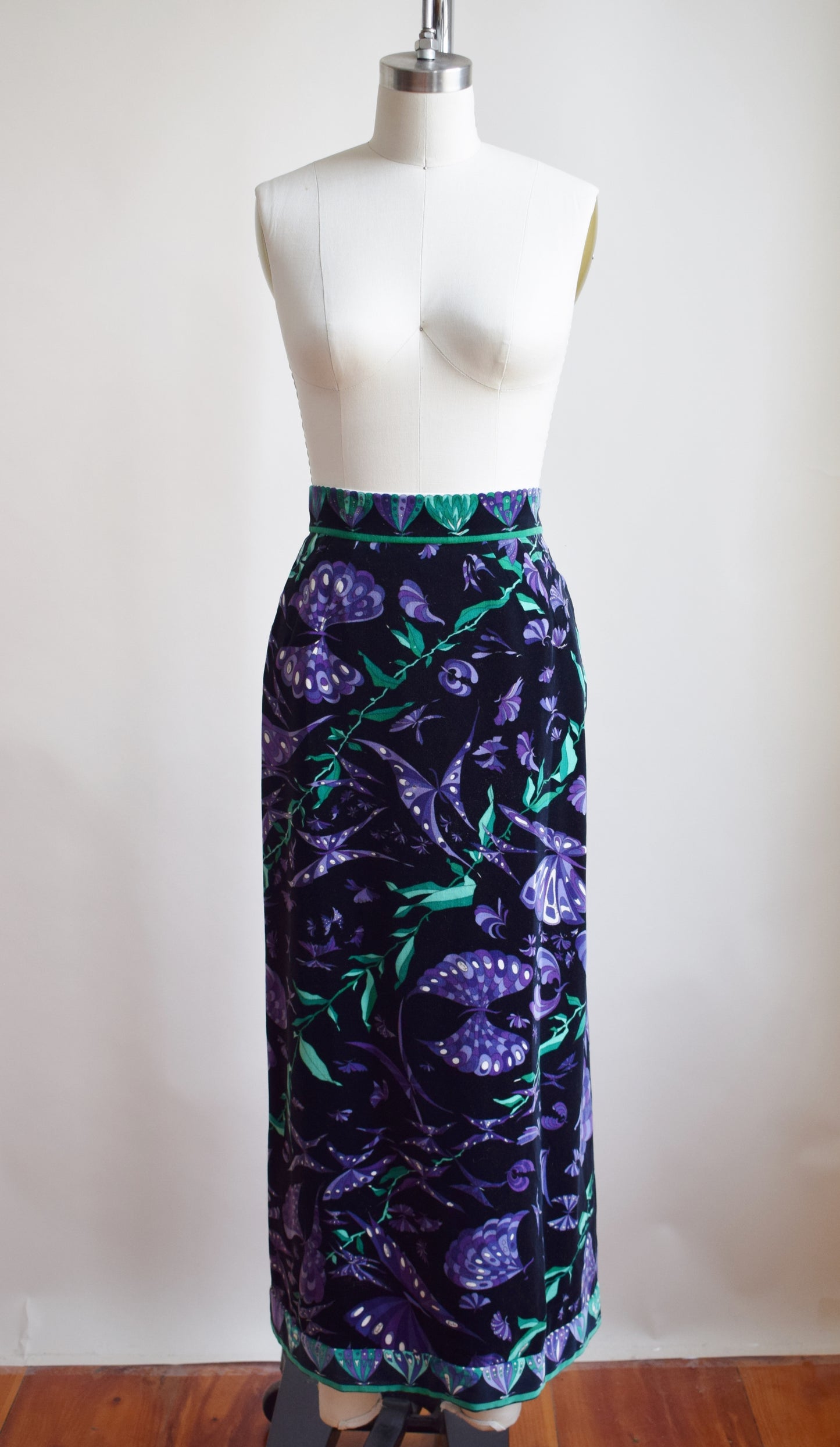 Early 1970s Pucci Butterfly Print Velvet Column Skirt  | S