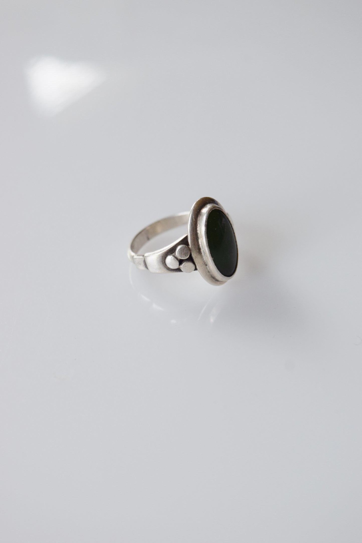 Vintage Sterling Silver and Agate Ring