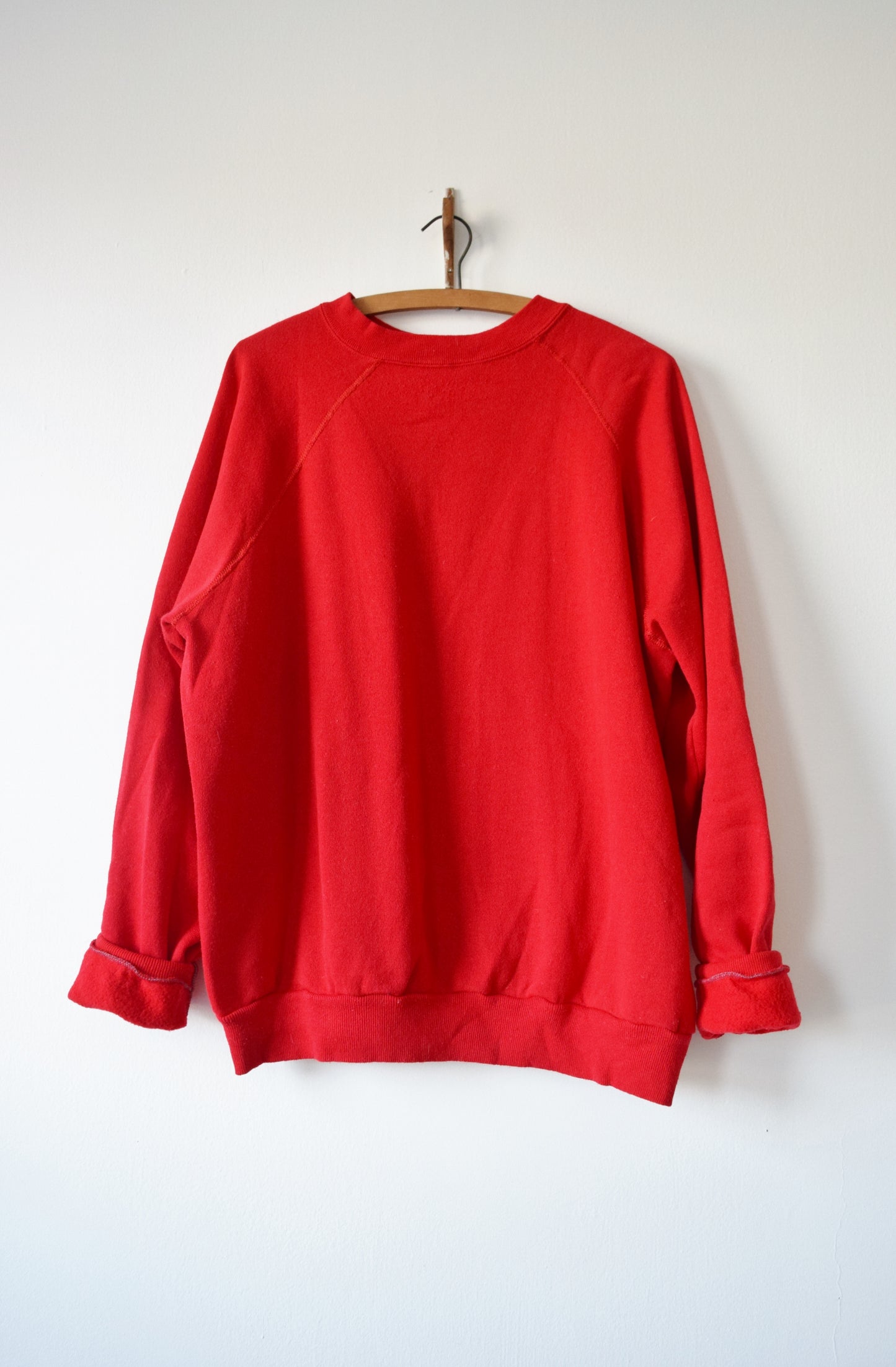 Red Raglan Sweatshirt | L/XL