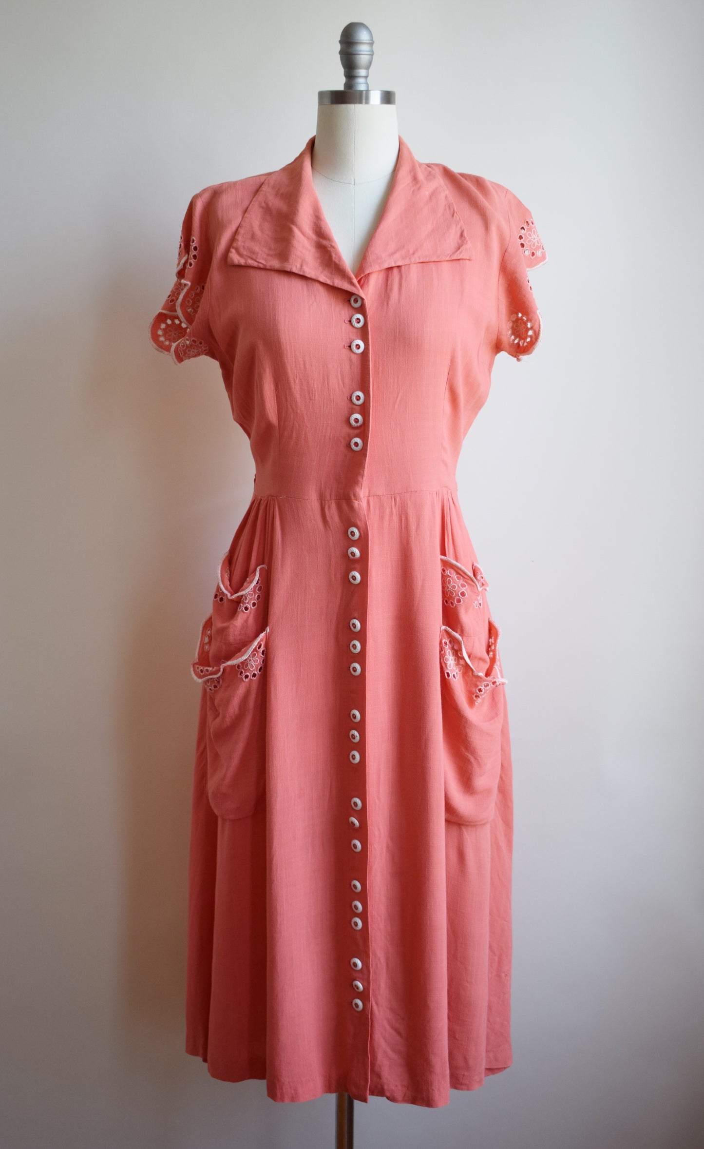 Early 1950s Coral Day Dress | wounded bird