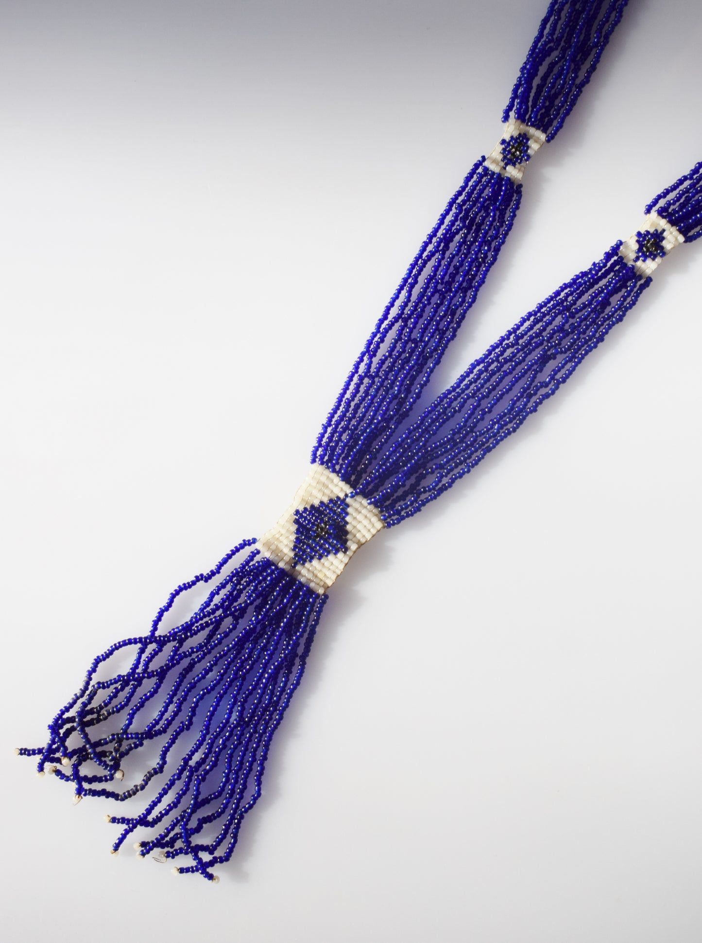 1920s Art Deco Glass Seed Bead Necklace | Blue + White