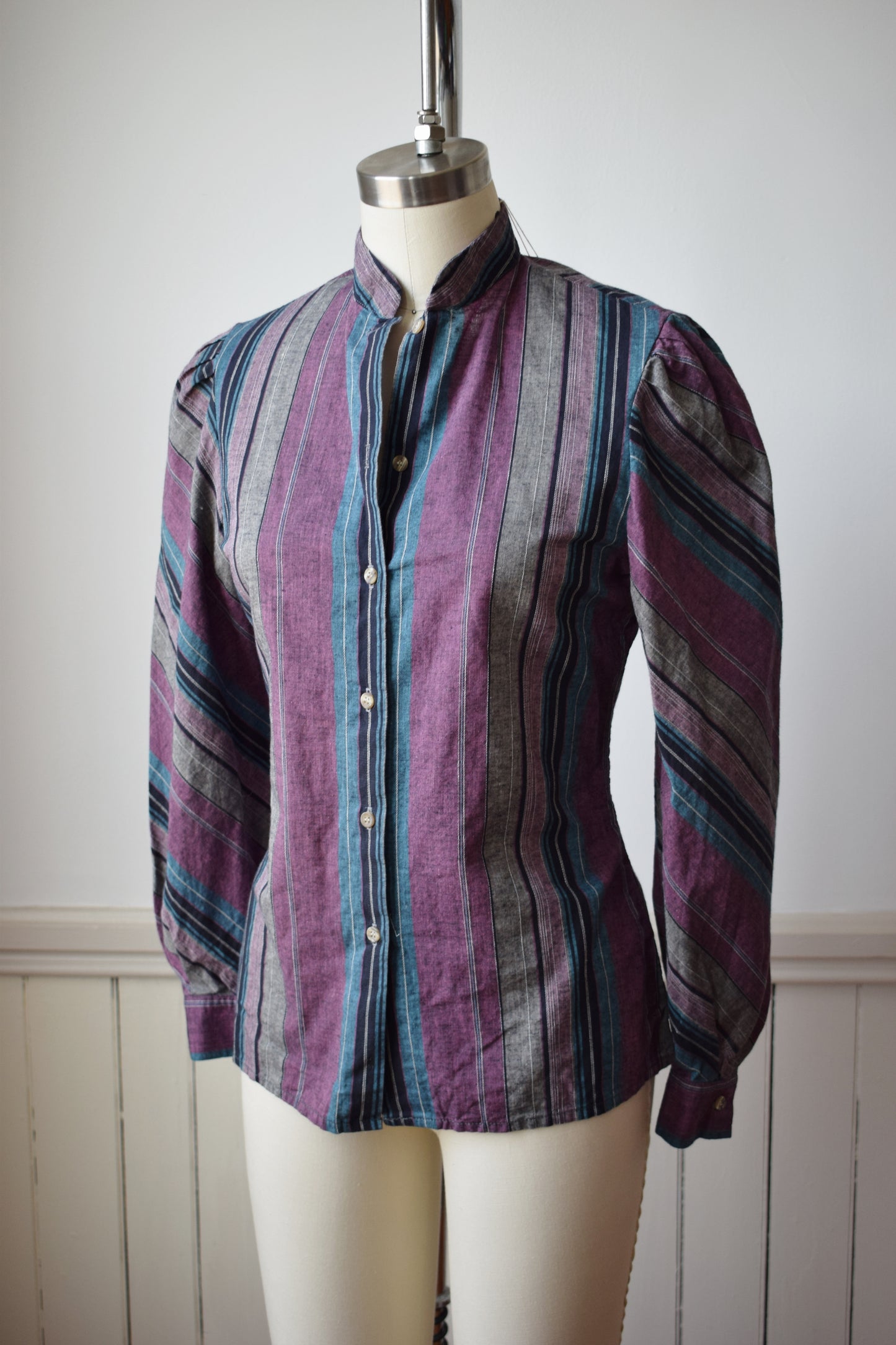 Vintage Striped Puff Sleeve Button Down | M