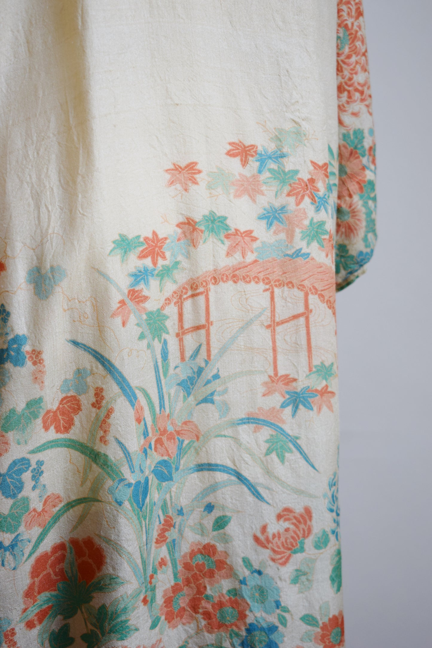 Antique Silk Pongee Robe | OS