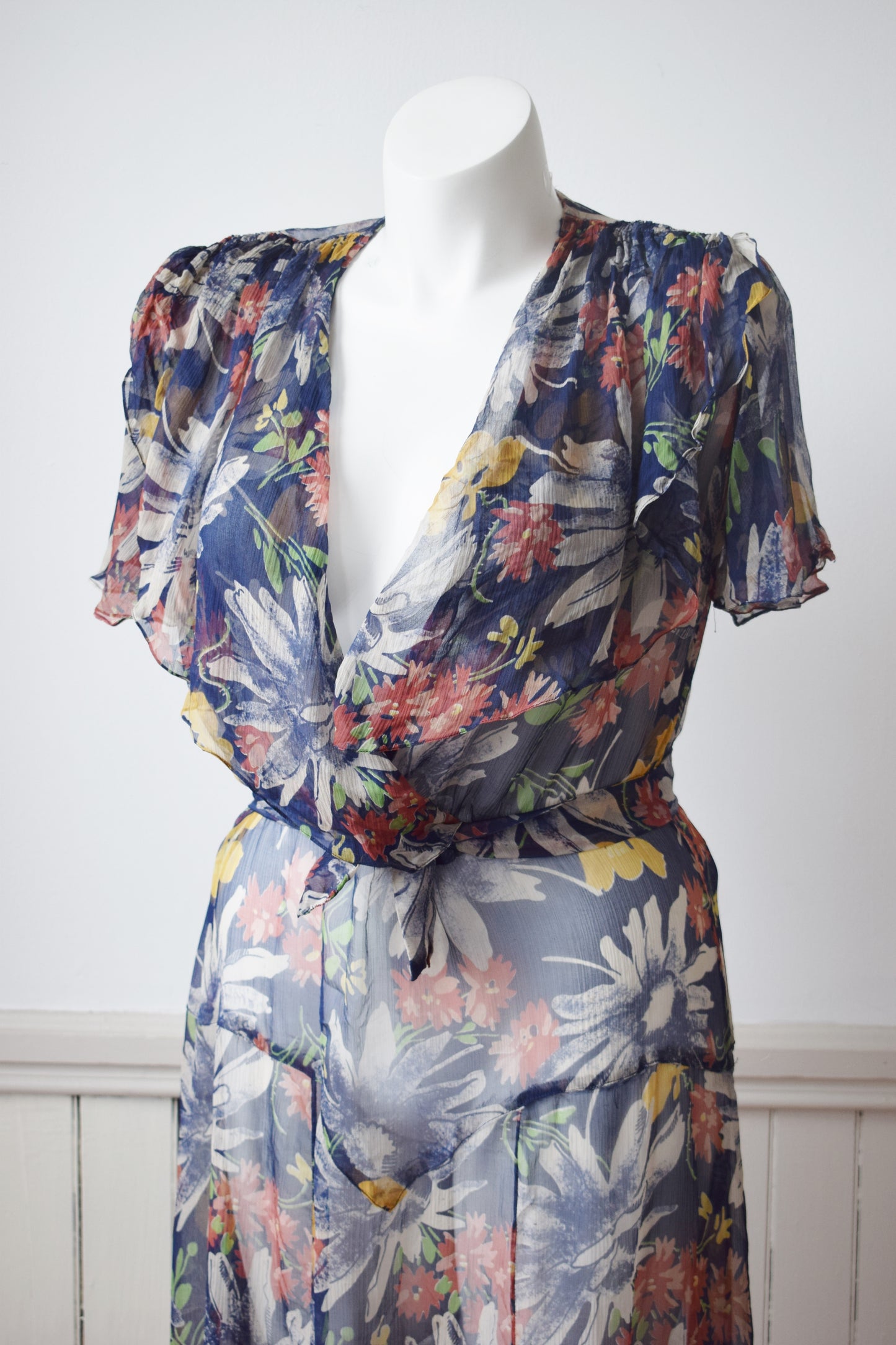 1930s Dark Floral Silk Chiffon Dress | L/XL