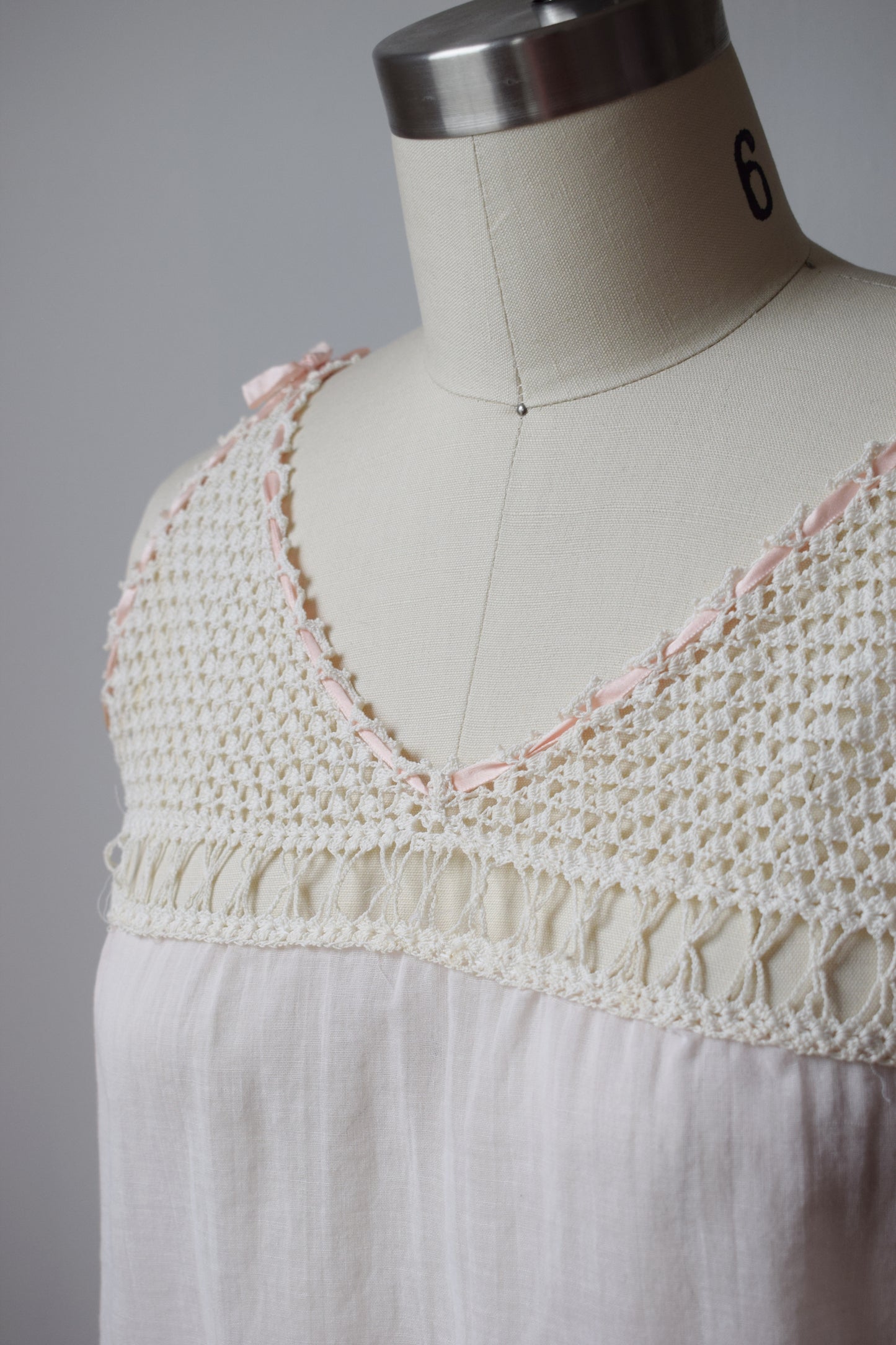 Antique Cotton and Crochet Top | XS/S