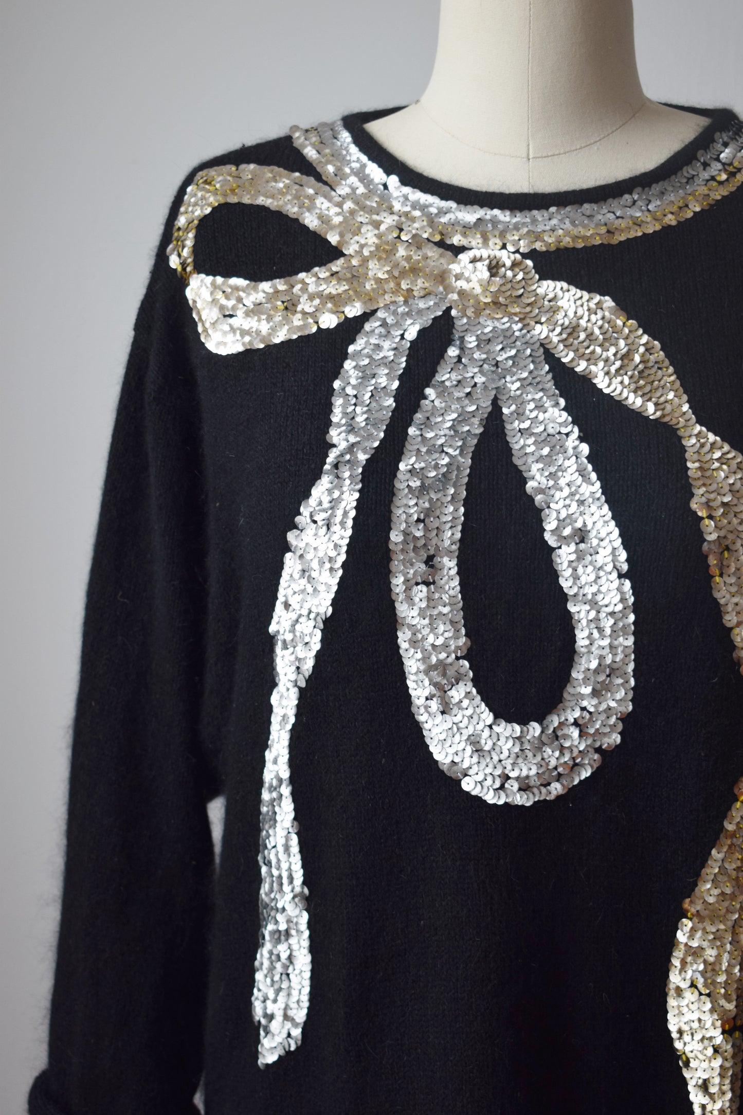 1980s Sequin Bow Angora Pullover | L