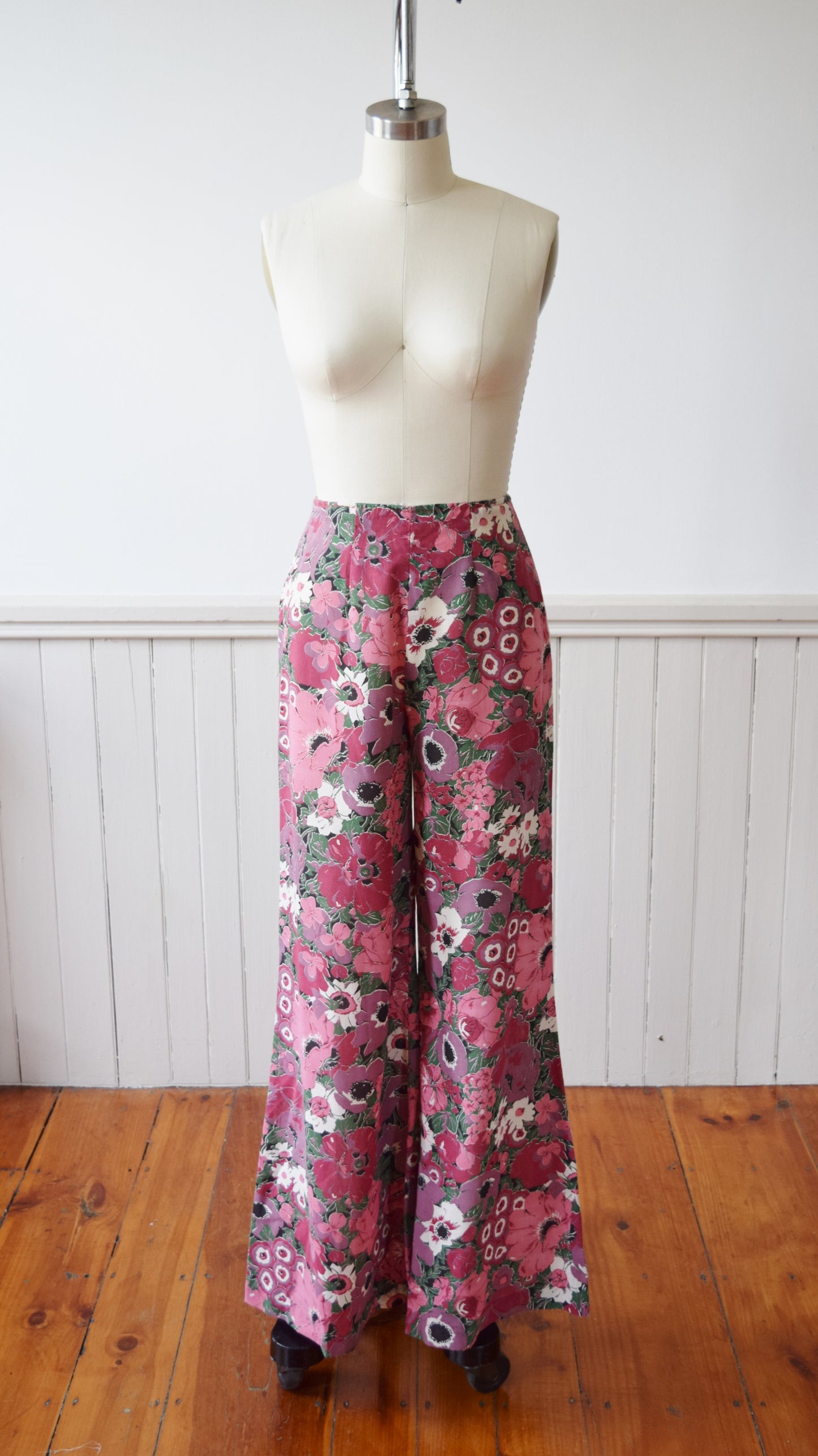 Floral Wide Leg Bellbottoms and Top | 1970s | XS