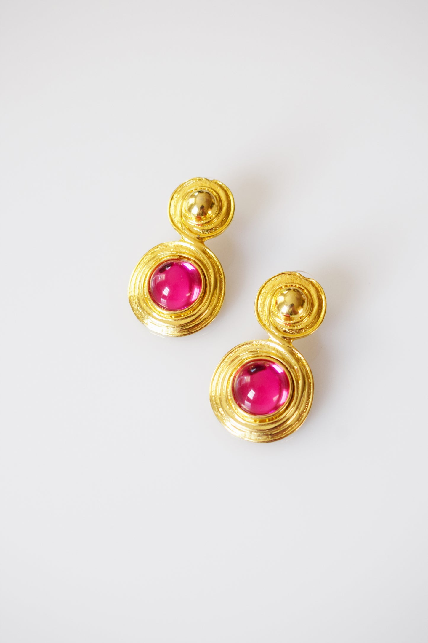 90s Gold and Hot Pink Gripoix-style Fashion Earrings